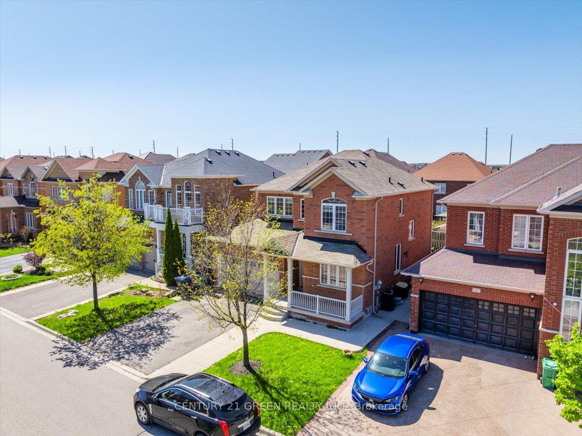 Photo 43 of 7 Accent Circle, Brampton, Northwest Sandalwood Parkway — HOMEH
