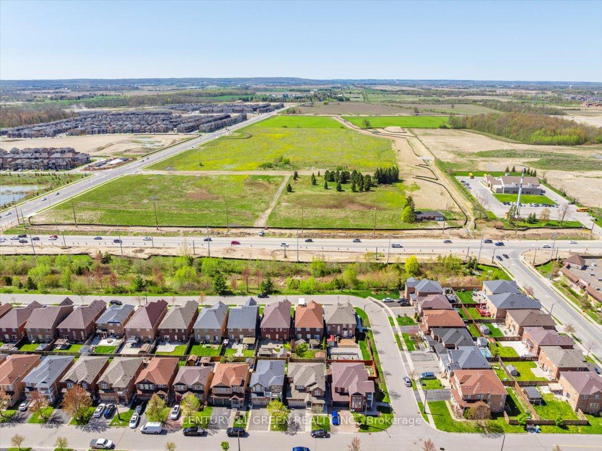 Photo 48 of 7 Accent Circle, Brampton, Northwest Sandalwood Parkway — HOMEH
