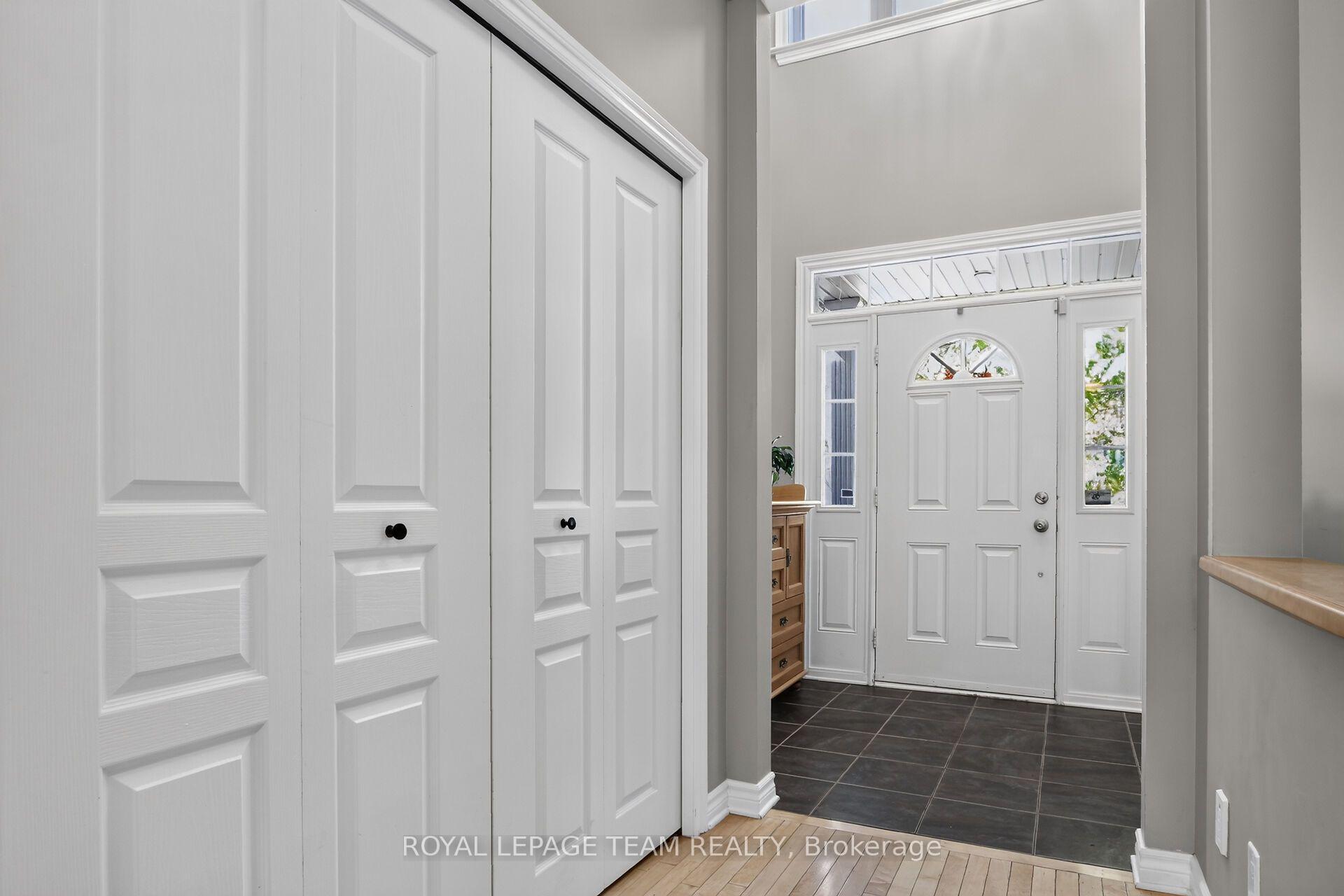 Photo 12 of 127 Coyote Crescent, Ottawa, Stittsville (South) — HOMEH