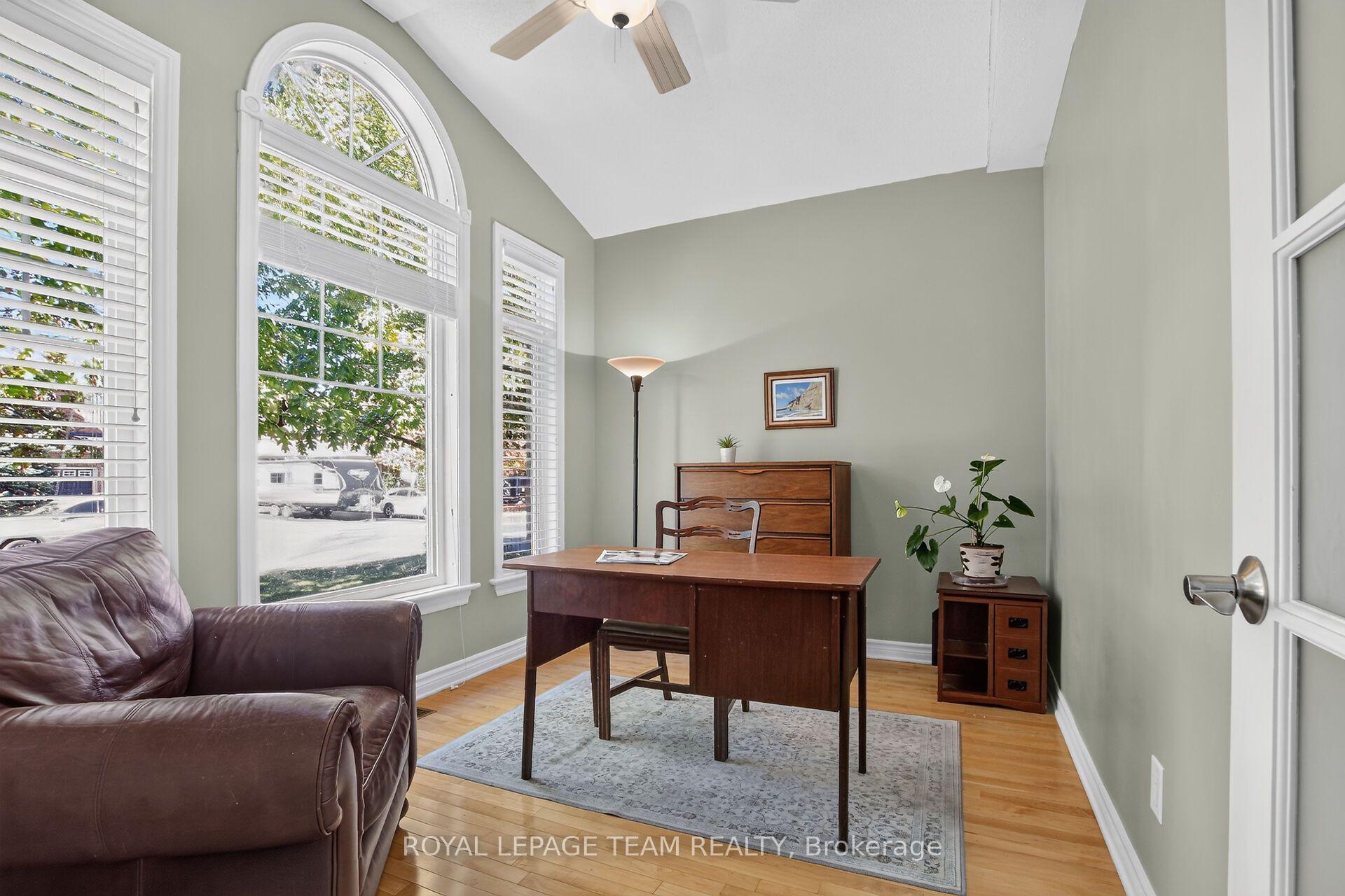 Photo 15 of 127 Coyote Crescent, Ottawa, Stittsville (South) — HOMEH