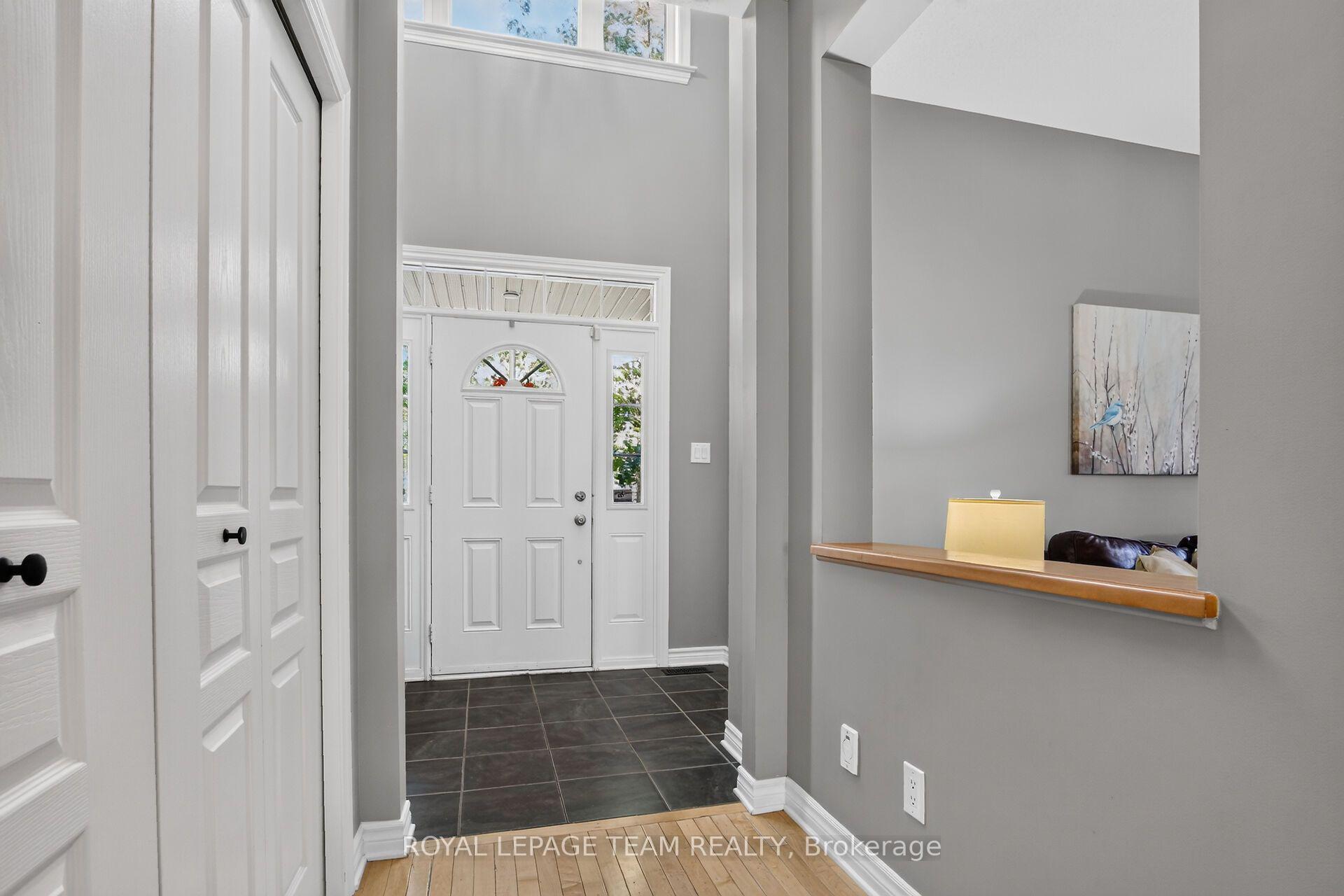 Photo 13 of 127 Coyote Crescent, Ottawa, Stittsville (South) — HOMEH