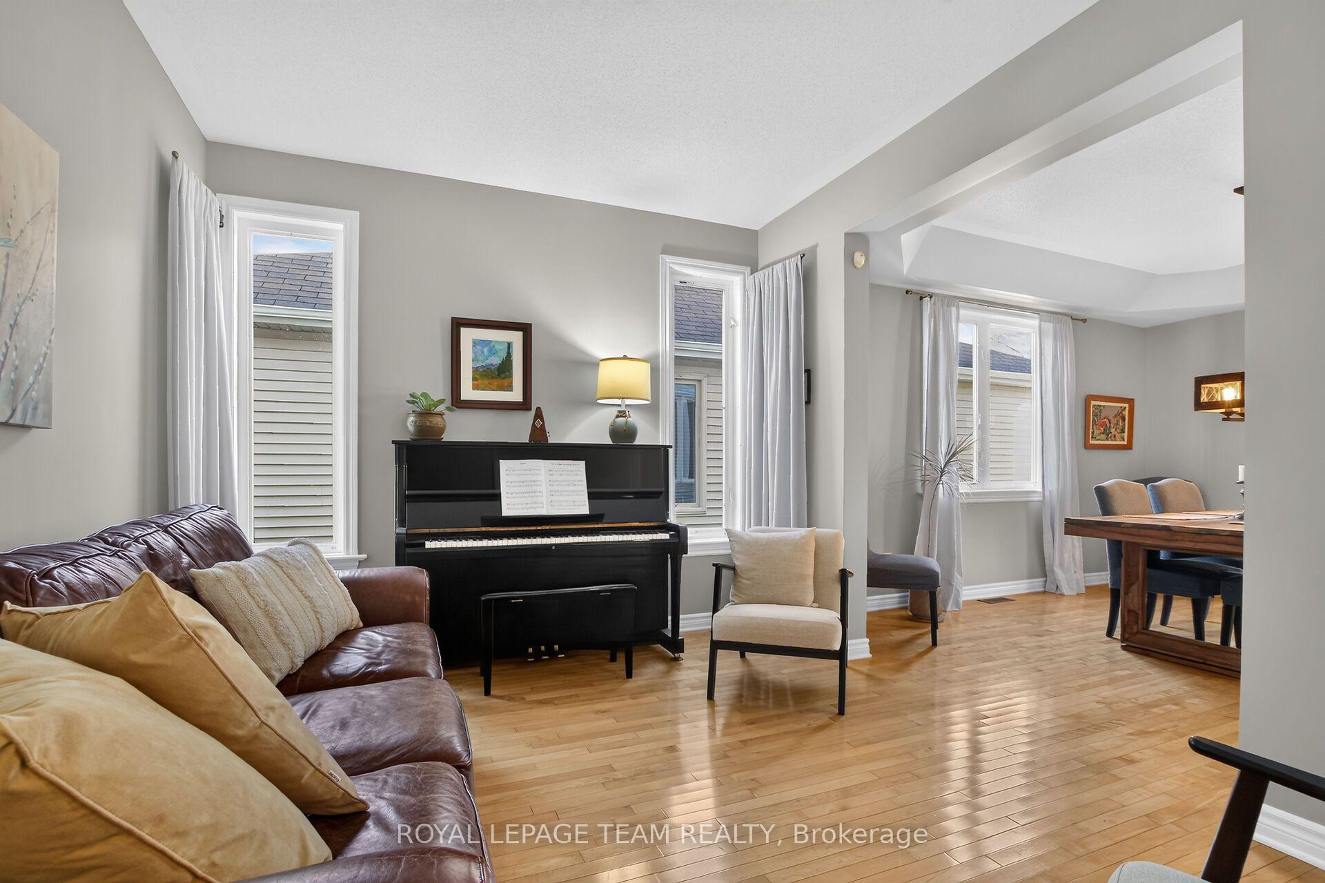 Photo 17 of 127 Coyote Crescent, Ottawa, Stittsville (South) — HOMEH