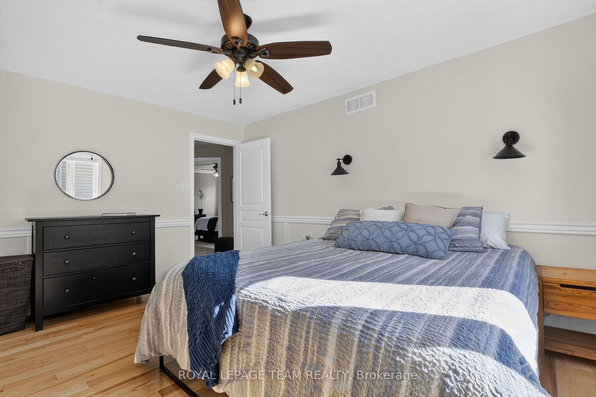 Photo 39 of 127 Coyote Crescent, Ottawa, Stittsville (South) — HOMEH