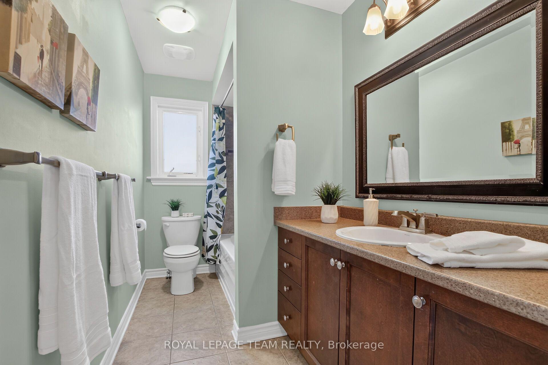 Photo 44 of 127 Coyote Crescent, Ottawa, Stittsville (South) — HOMEH