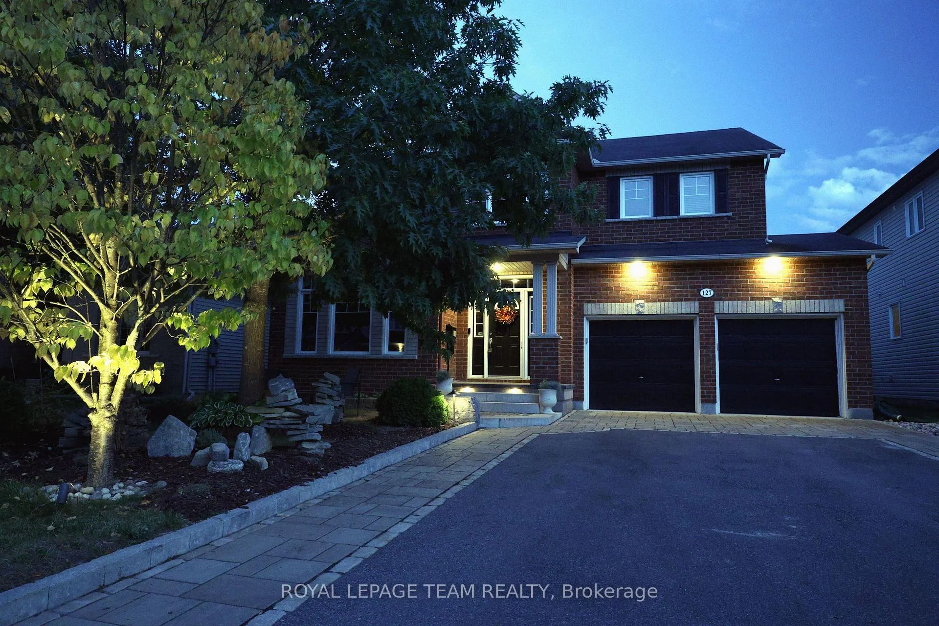 Photo 7 of 127 Coyote Crescent, Ottawa, Stittsville (South) — HOMEH