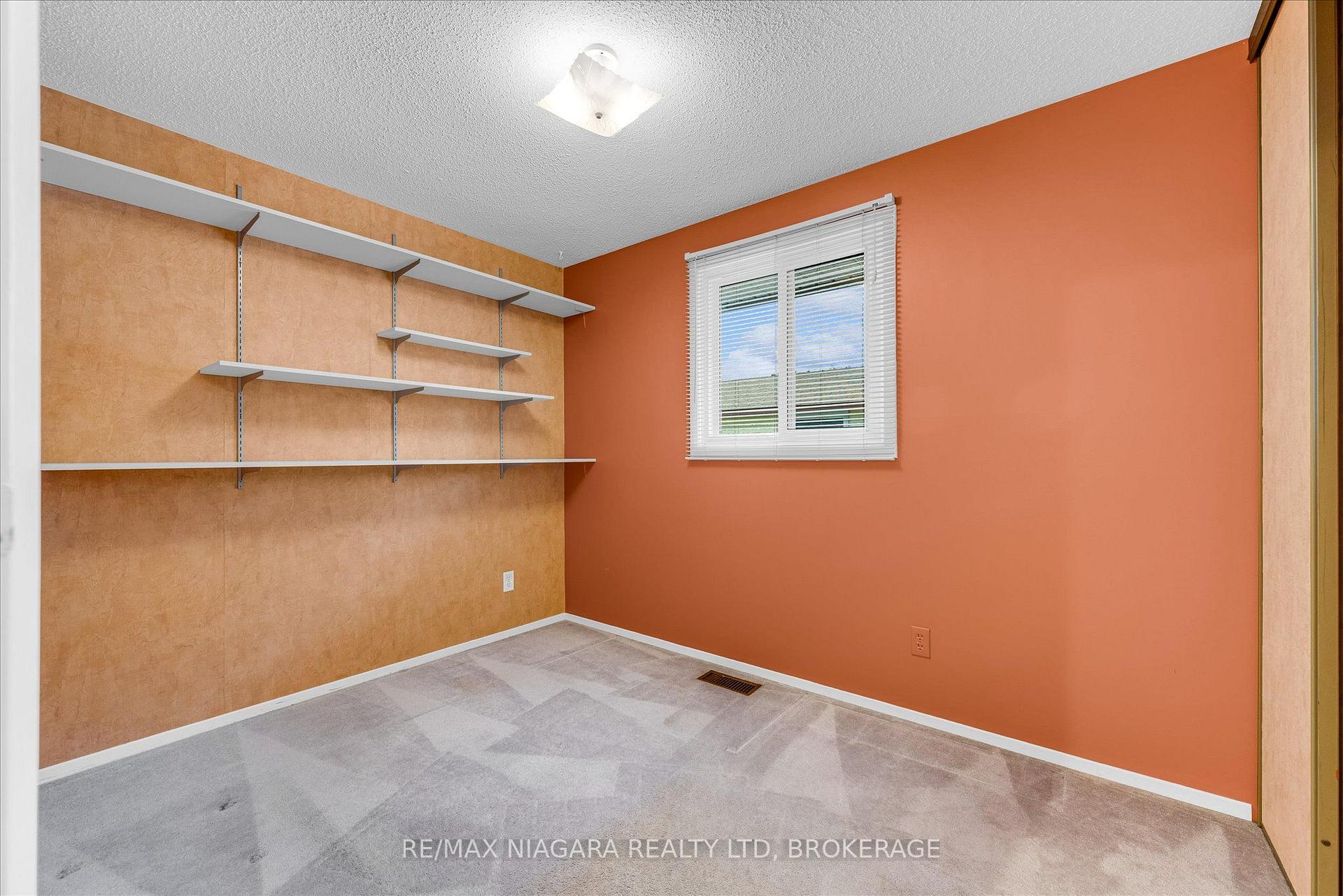 Photo 17 of 120 Elma Street, St. Catharines, Lakeport — HOMEH