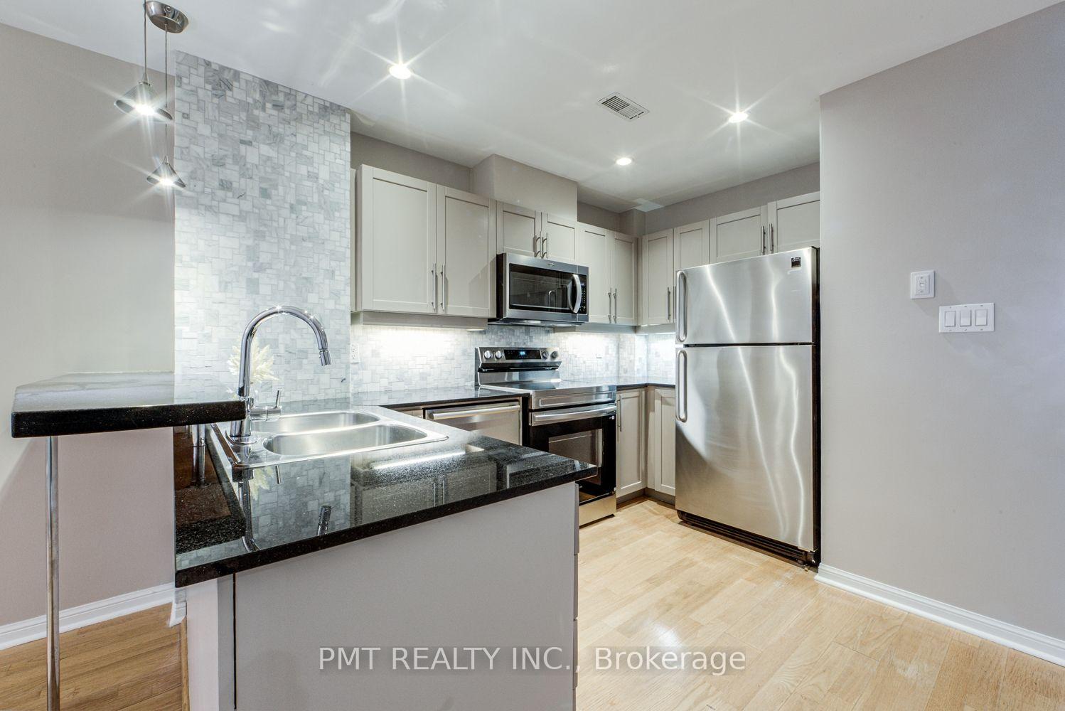 Photo 4 of Unit 23, 11 Niagara Street, Toronto, Waterfront Communities — HOMEH