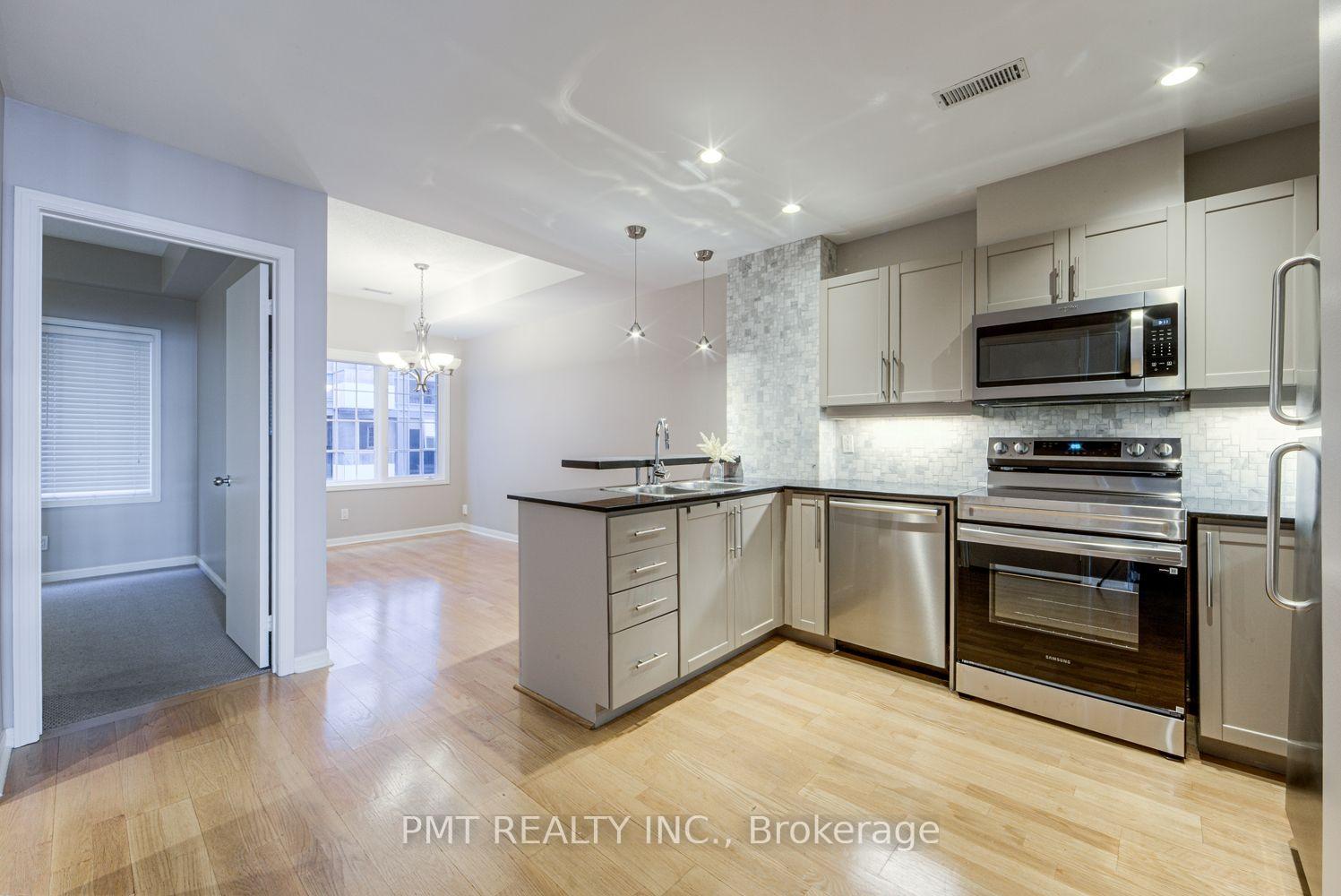 Photo 5 of Unit 23, 11 Niagara Street, Toronto, Waterfront Communities — HOMEH