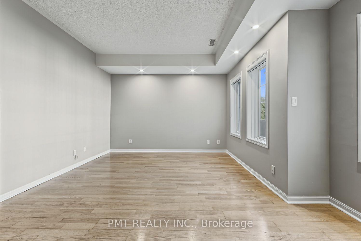 Photo 10 of Unit 23, 11 Niagara Street, Toronto, Waterfront Communities — HOMEH