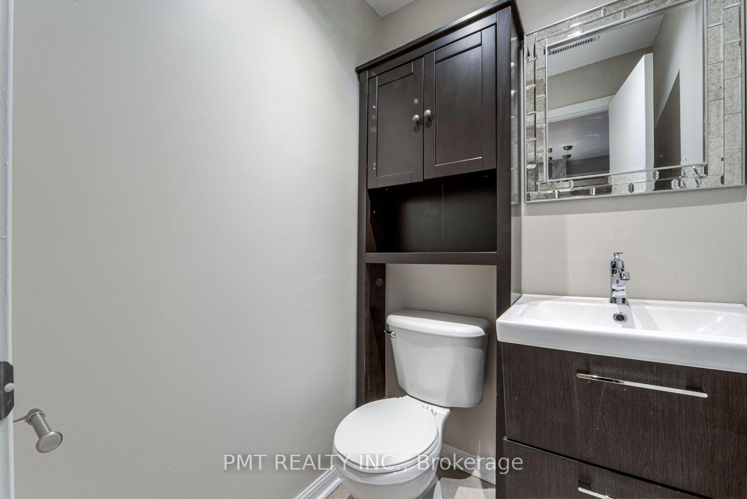 Photo 14 of Unit 23, 11 Niagara Street, Toronto, Waterfront Communities — HOMEH
