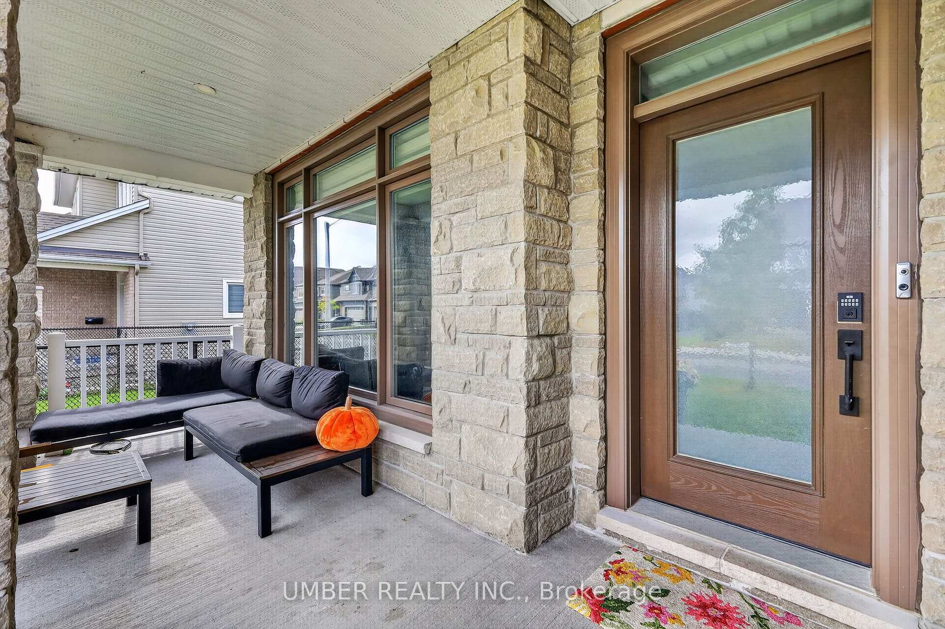 Photo 3 of 256 Trollius Way, Ottawa, Blossom Park/Kemp Park/Findlay Creek — HOMEH