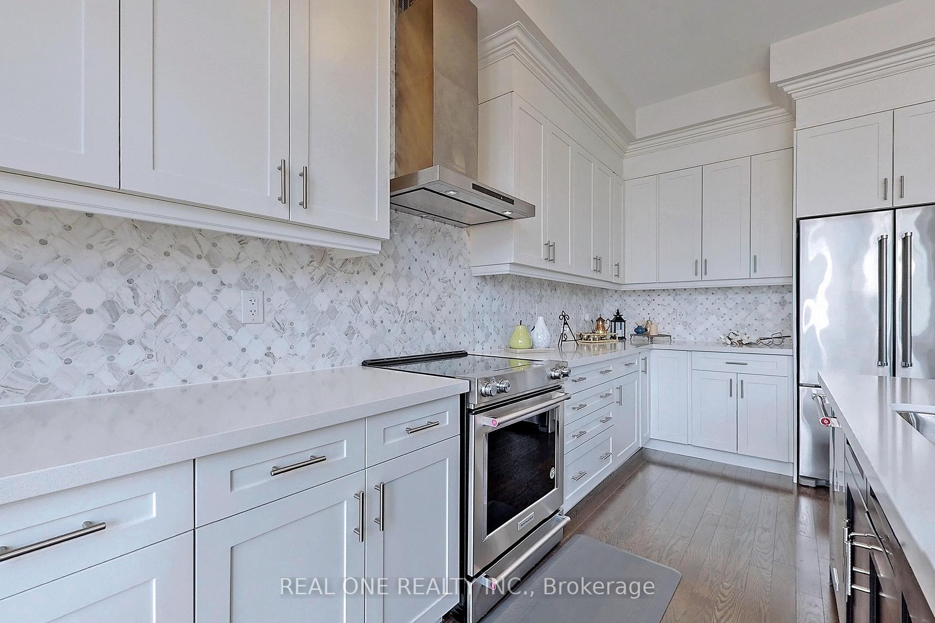 Photo 23 of 107 Carrville Woods Circle, Vaughan, Patterson — HOMEH