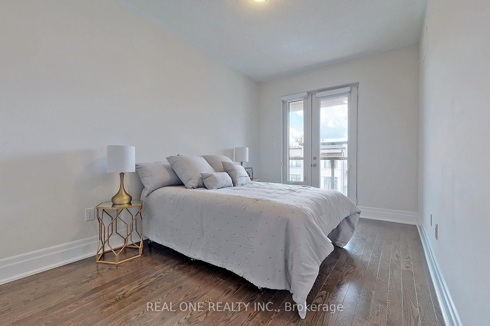 Photo 32 of 107 Carrville Woods Circle, Vaughan, Patterson — HOMEH