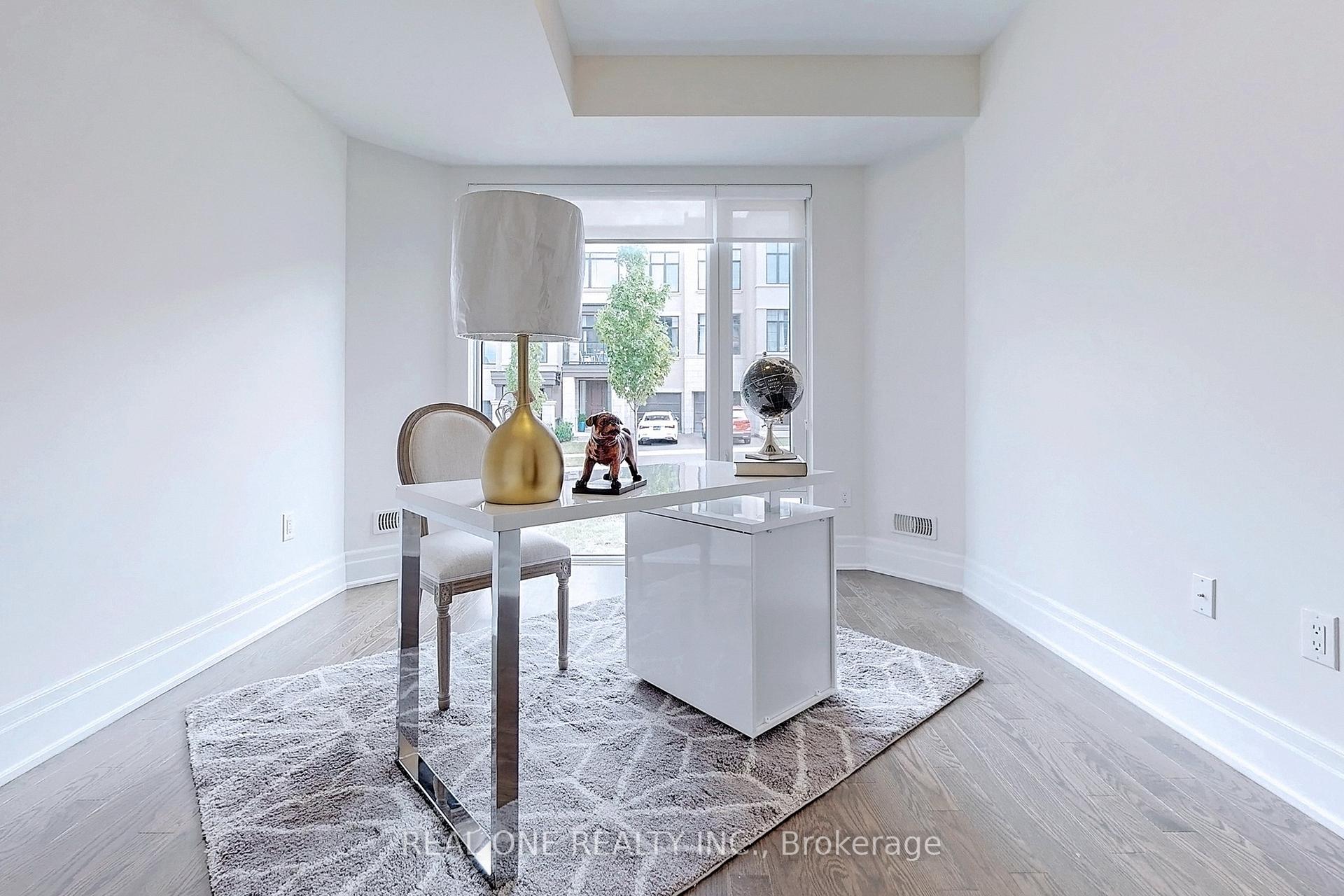 Photo 36 of 107 Carrville Woods Circle, Vaughan, Patterson — HOMEH