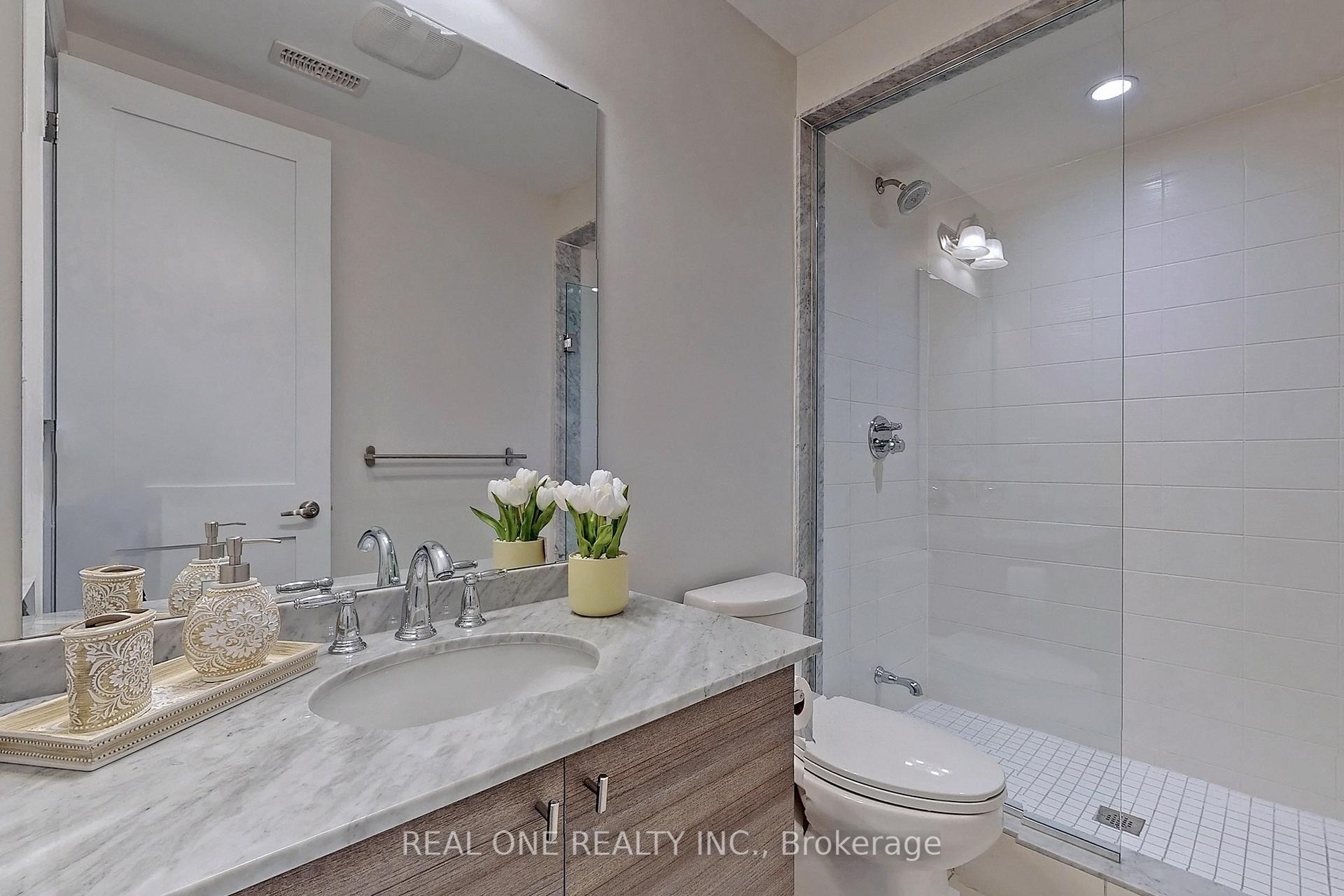Photo 37 of 107 Carrville Woods Circle, Vaughan, Patterson — HOMEH