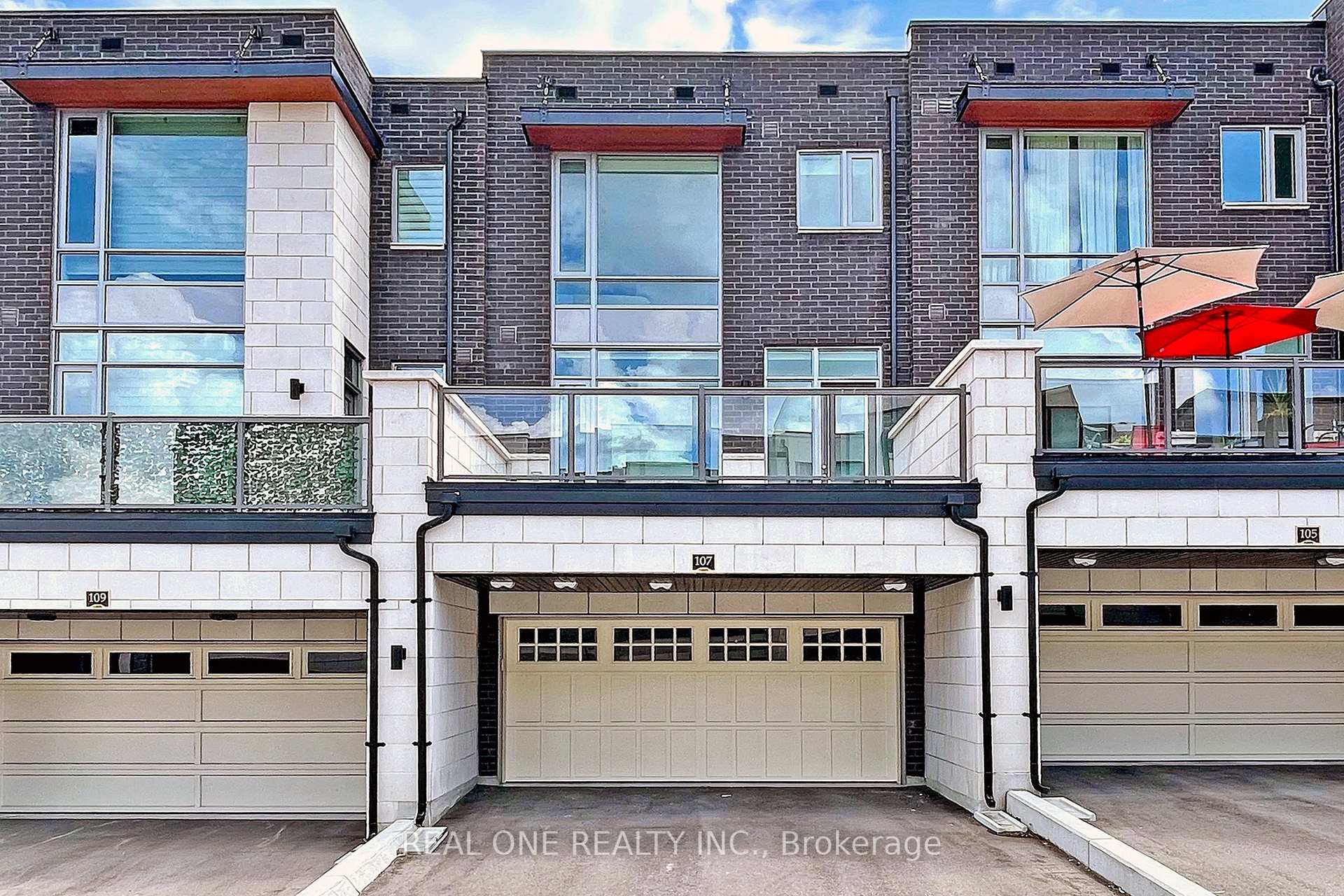 Photo 40 of 107 Carrville Woods Circle, Vaughan, Patterson — HOMEH
