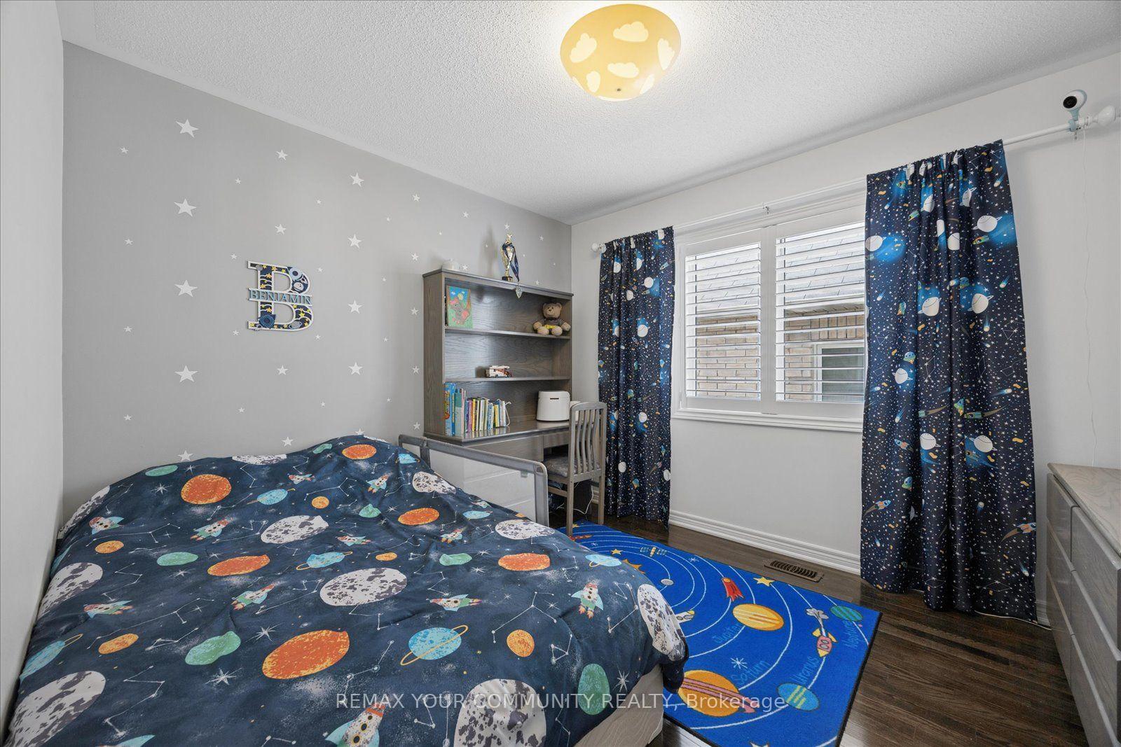 Photo 25 of 41 Lauderdale Drive, Vaughan, Patterson — HOMEH