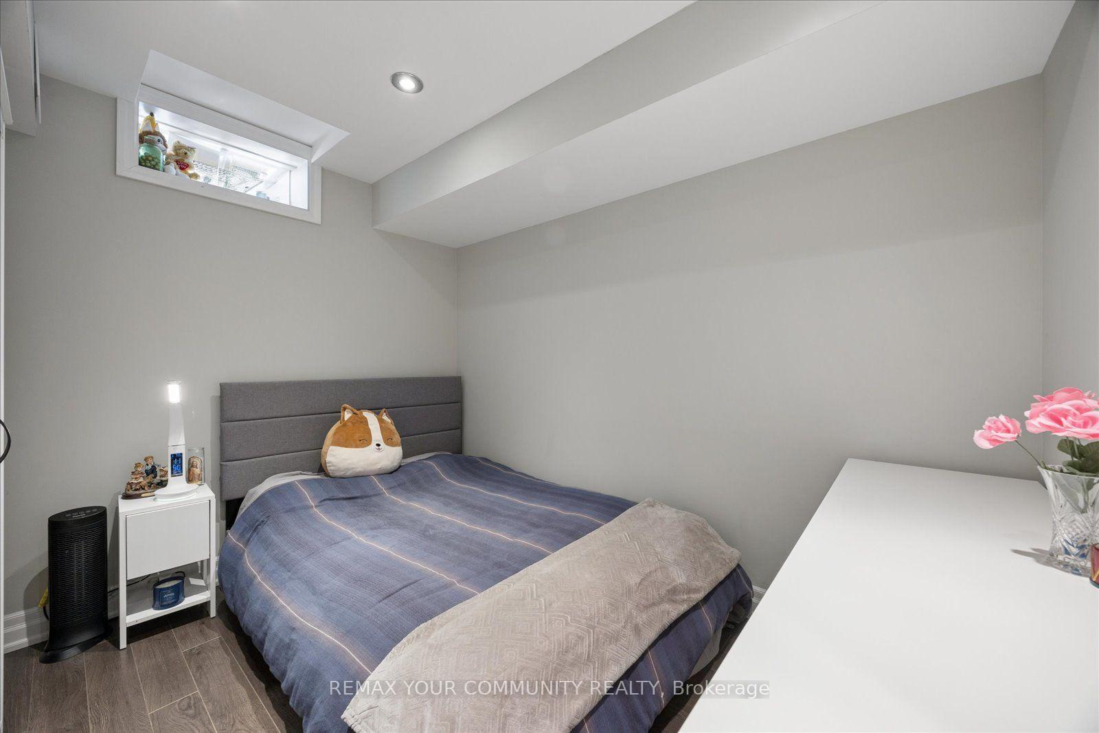 Photo 34 of 41 Lauderdale Drive, Vaughan, Patterson — HOMEH