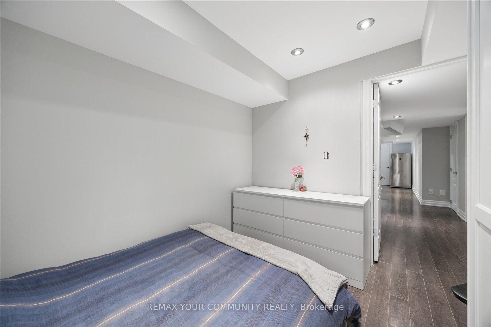 Photo 35 of 41 Lauderdale Drive, Vaughan, Patterson — HOMEH