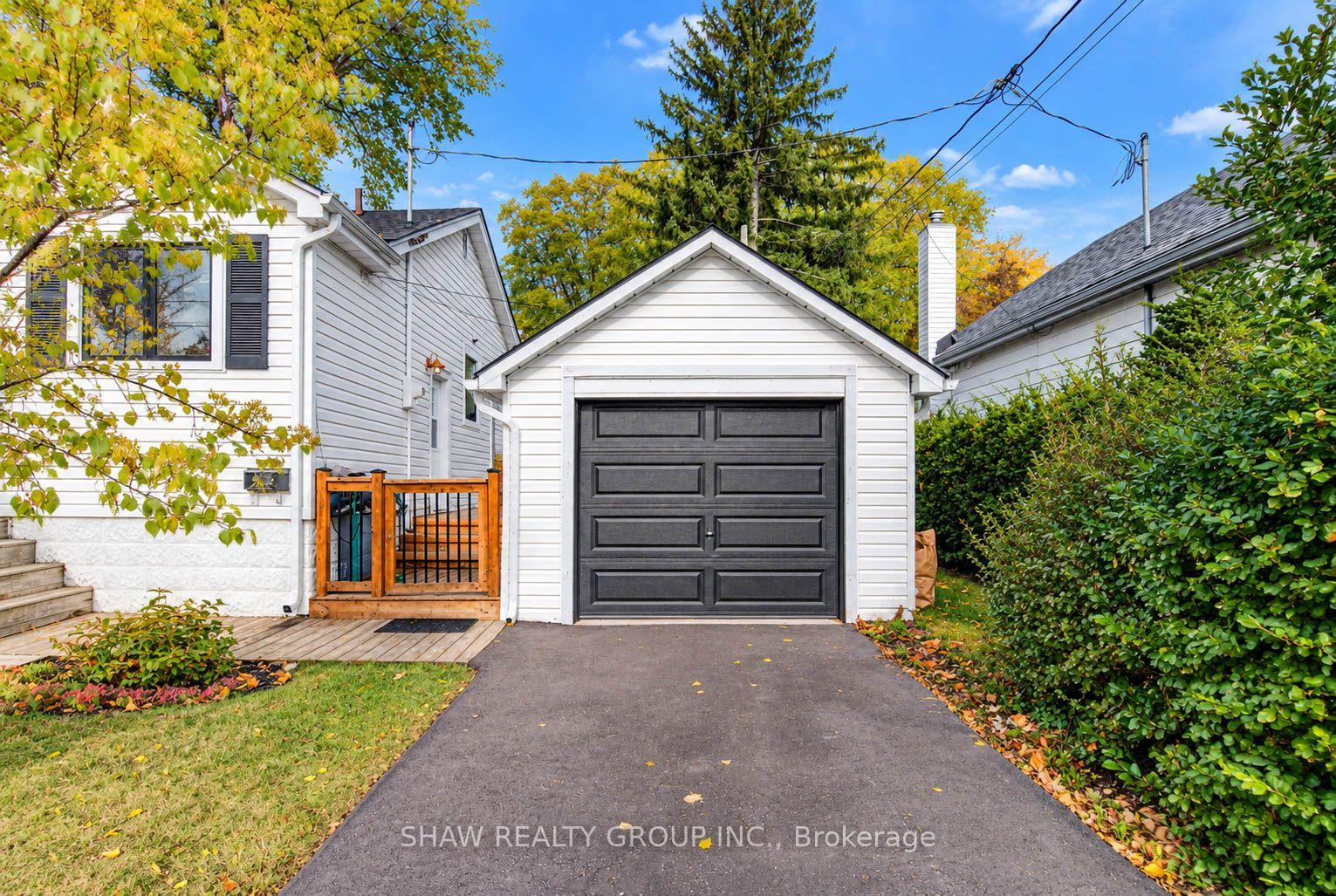 Photo 6 of 8 Peel Street, Hamilton, Cootes Paradise — HOMEH