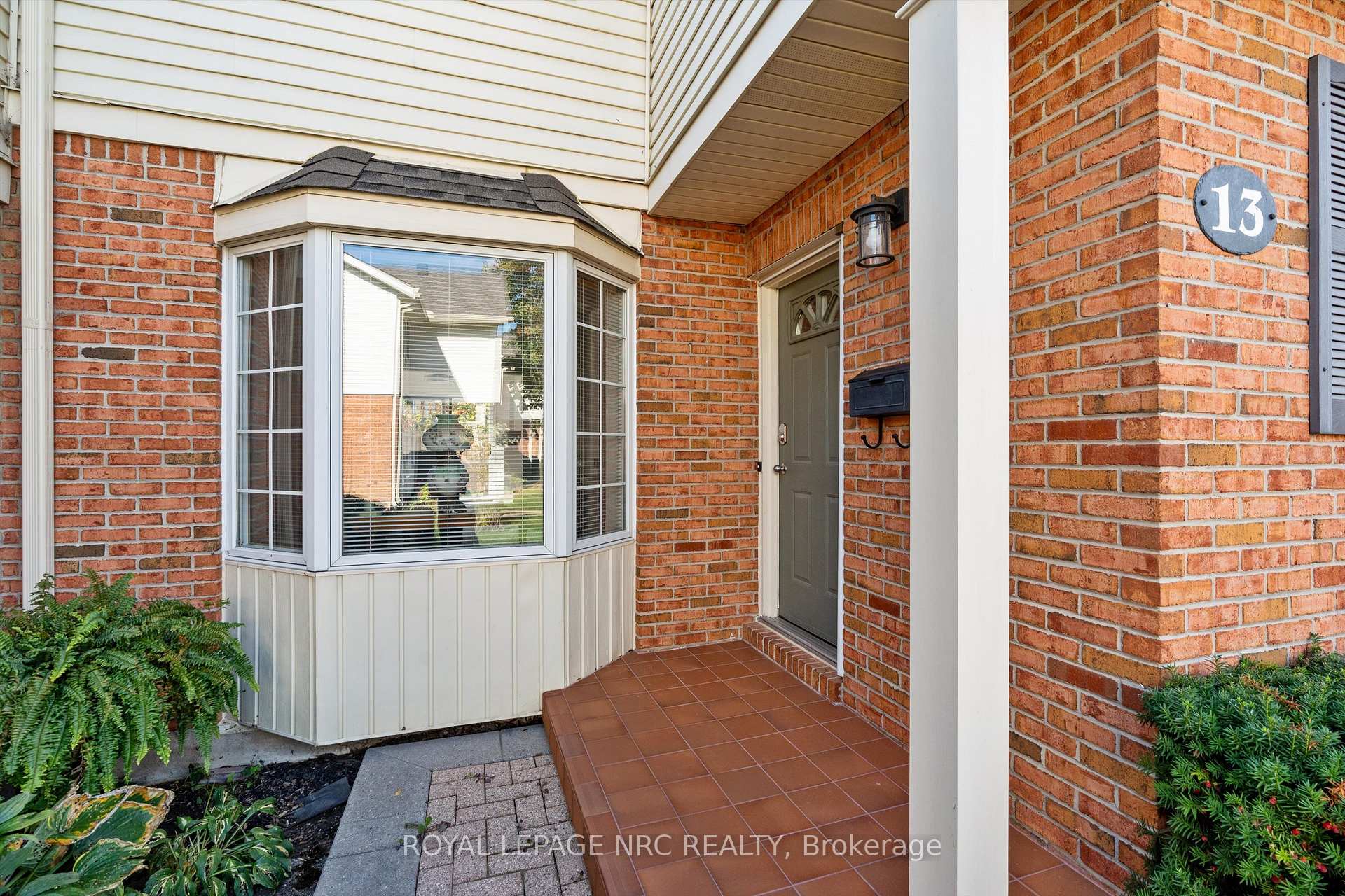 Photo 3 of Unit 13, 275 Pelham Road, St. Catharines, Rykert/Vansickle — HOMEH