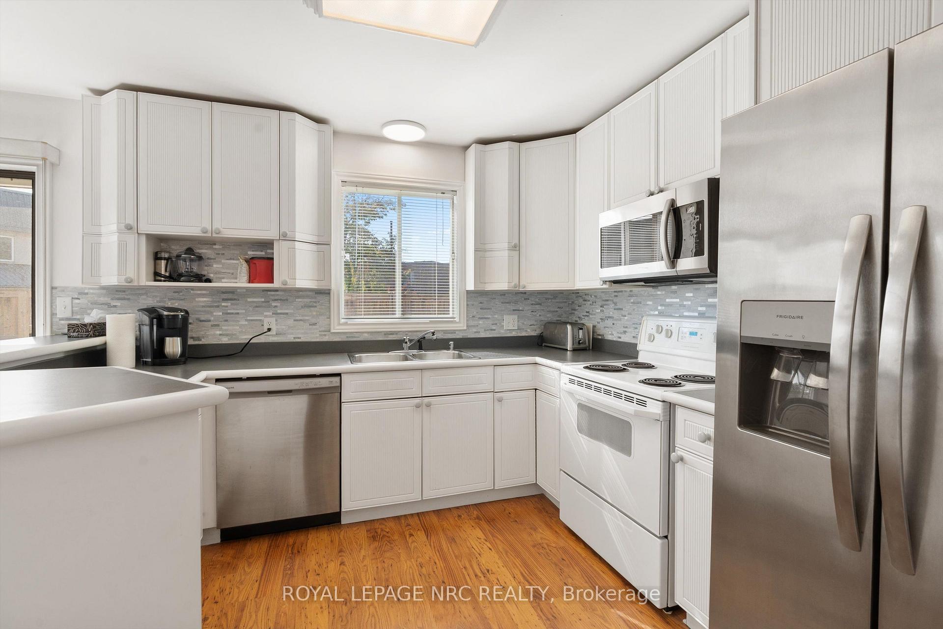 Photo 7 of Unit 13, 275 Pelham Road, St. Catharines, Rykert/Vansickle — HOMEH