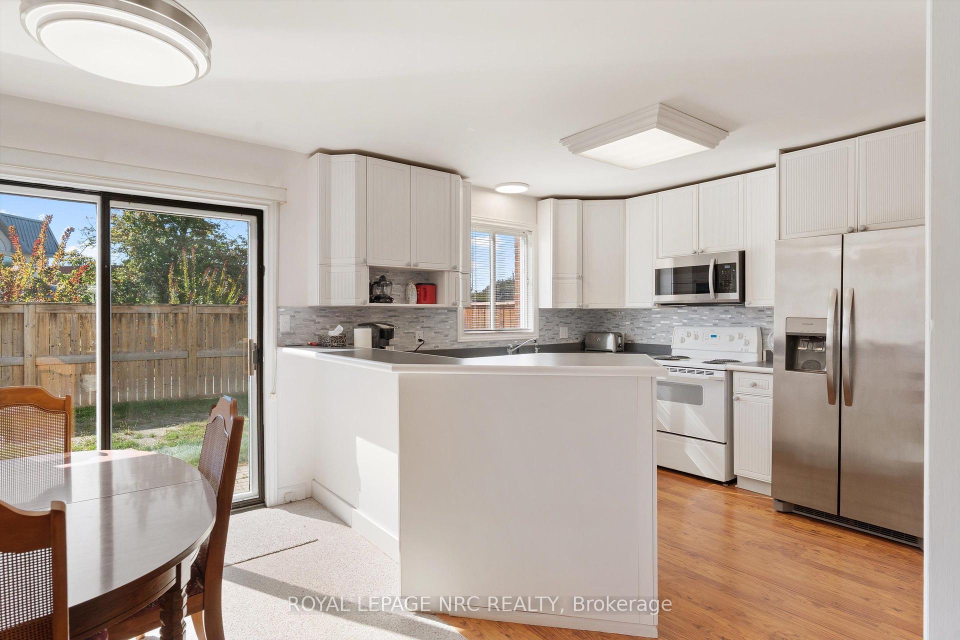 Photo 9 of Unit 13, 275 Pelham Road, St. Catharines, Rykert/Vansickle — HOMEH