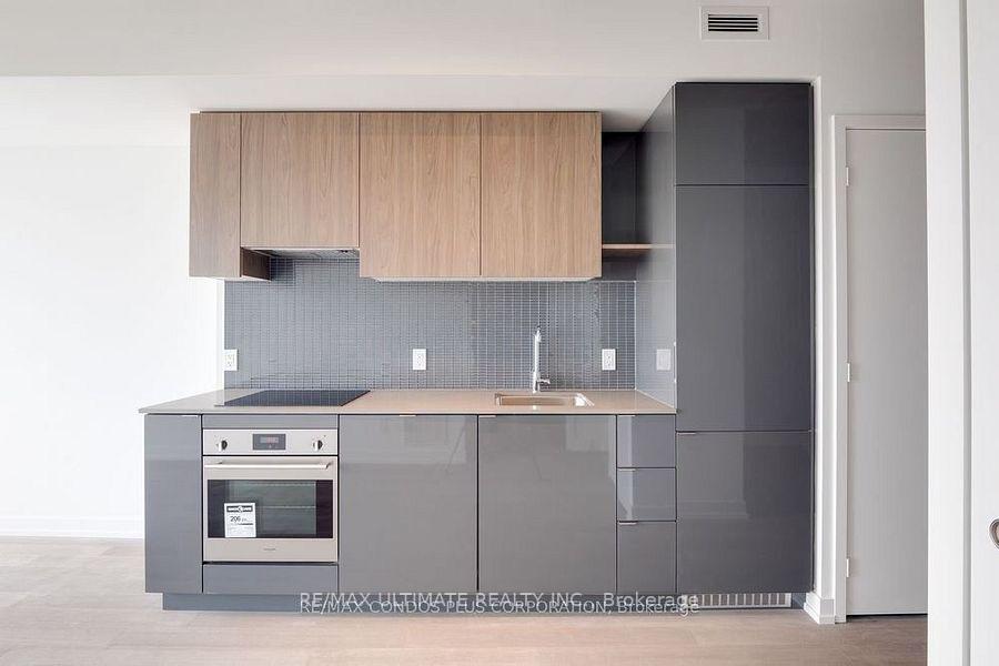 Photo 15 of Unit 3512, 161 Roehampton Avenue, Toronto, Mount Pleasant West — HOMEH