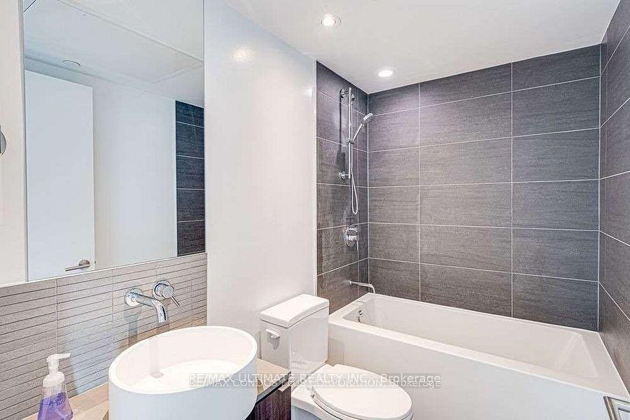 Photo 30 of Unit 3512, 161 Roehampton Avenue, Toronto, Mount Pleasant West — HOMEH