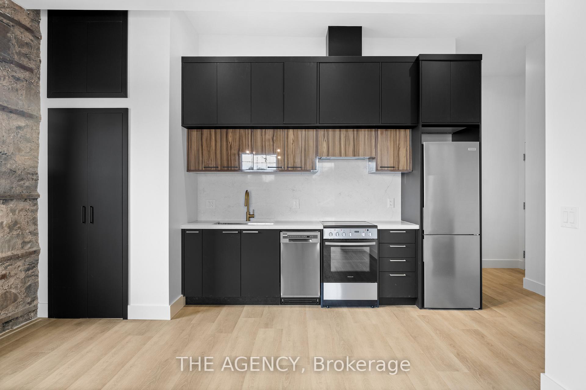 Photo 8 of Unit 303, 163 Main Street E, Milton, Old Milton — HOMEH
