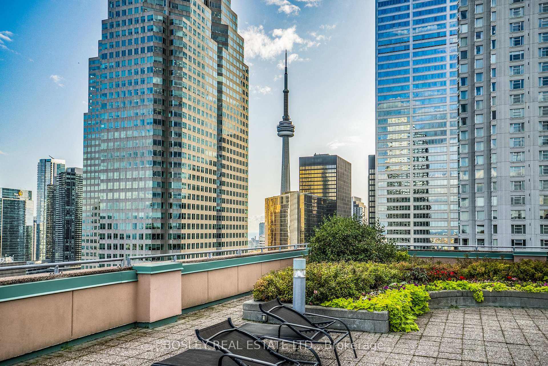 Photo 15 of Unit 1105, 7 King Street E, Toronto, Church-Yonge Corridor — HOMEH