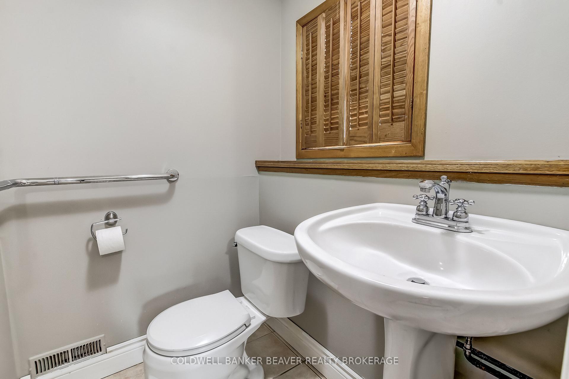 Photo 20 of 39 South Edgeware Road, St. Thomas — HOMEH