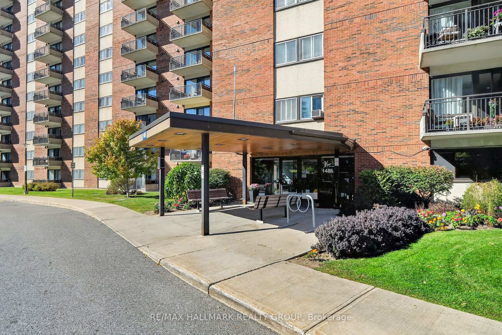 Photo 4 of Unit 114, 1485 Baseline Road, Ottawa, Copeland Park — HOMEH