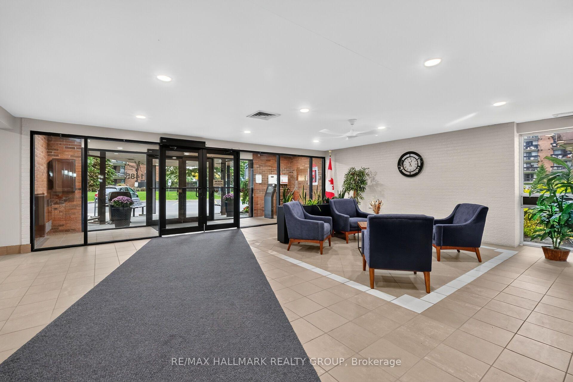 Photo 5 of Unit 114, 1485 Baseline Road, Ottawa, Copeland Park — HOMEH