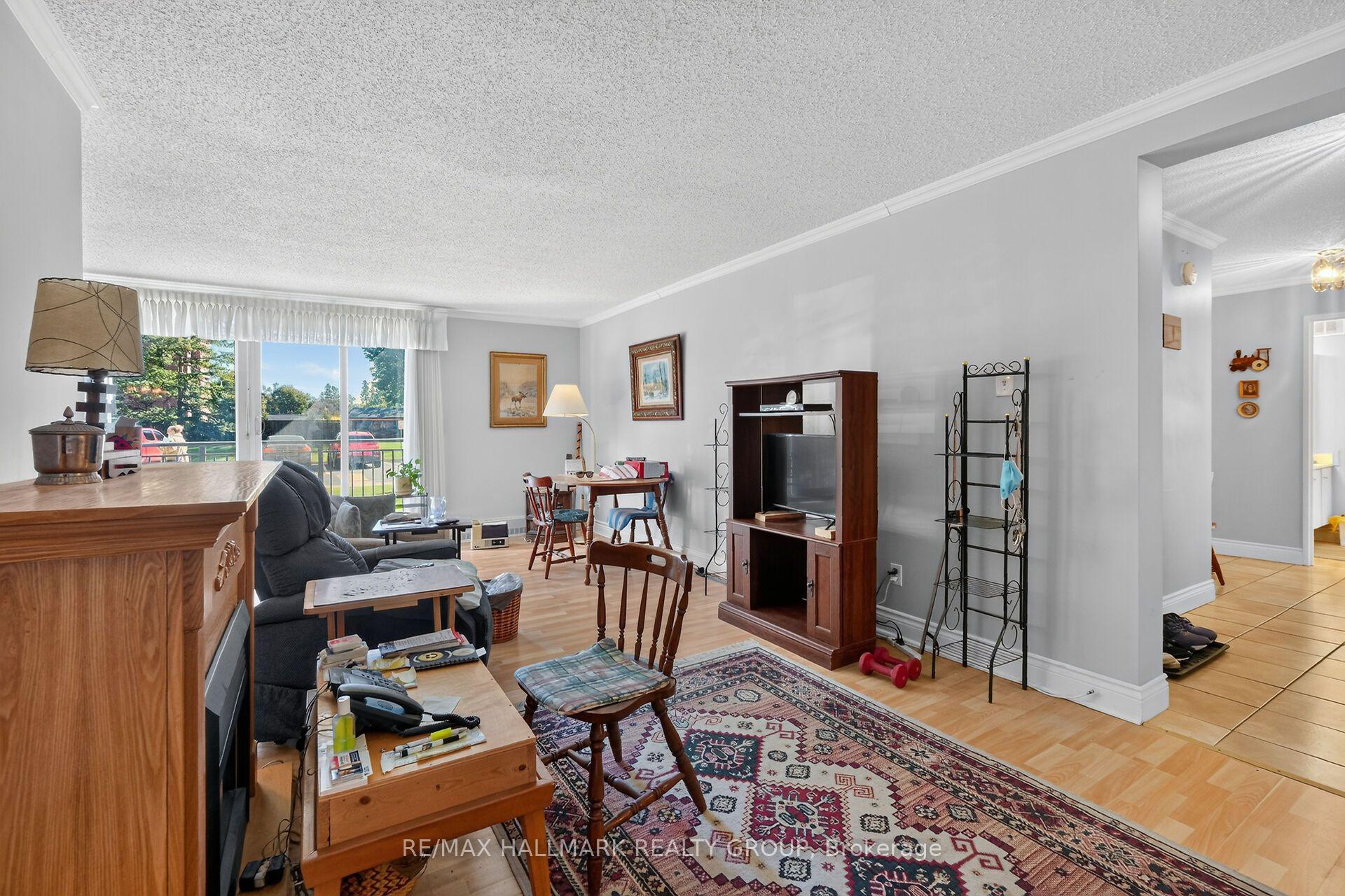 Photo 12 of Unit 114, 1485 Baseline Road, Ottawa, Copeland Park — HOMEH