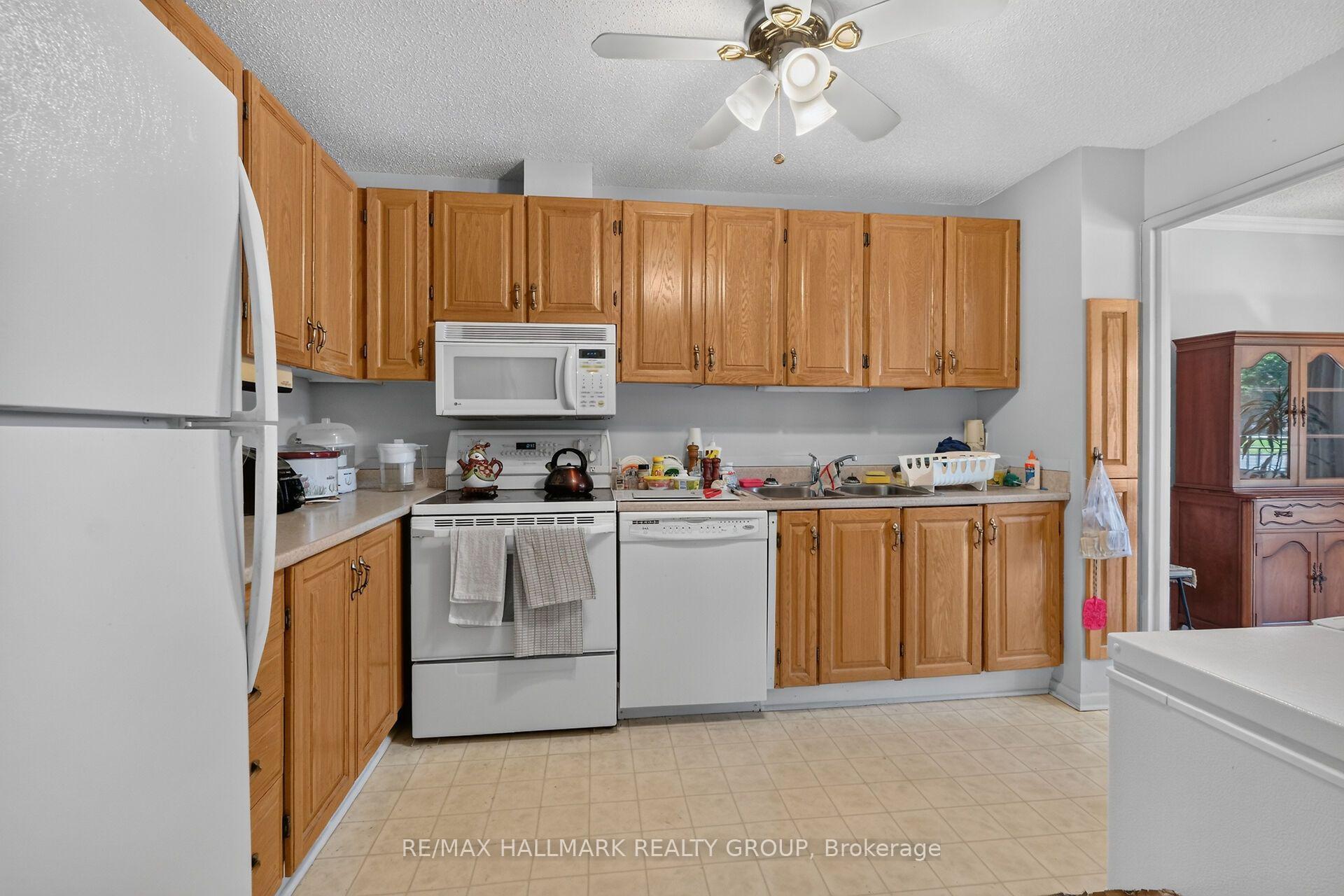 Photo 22 of Unit 114, 1485 Baseline Road, Ottawa, Copeland Park — HOMEH