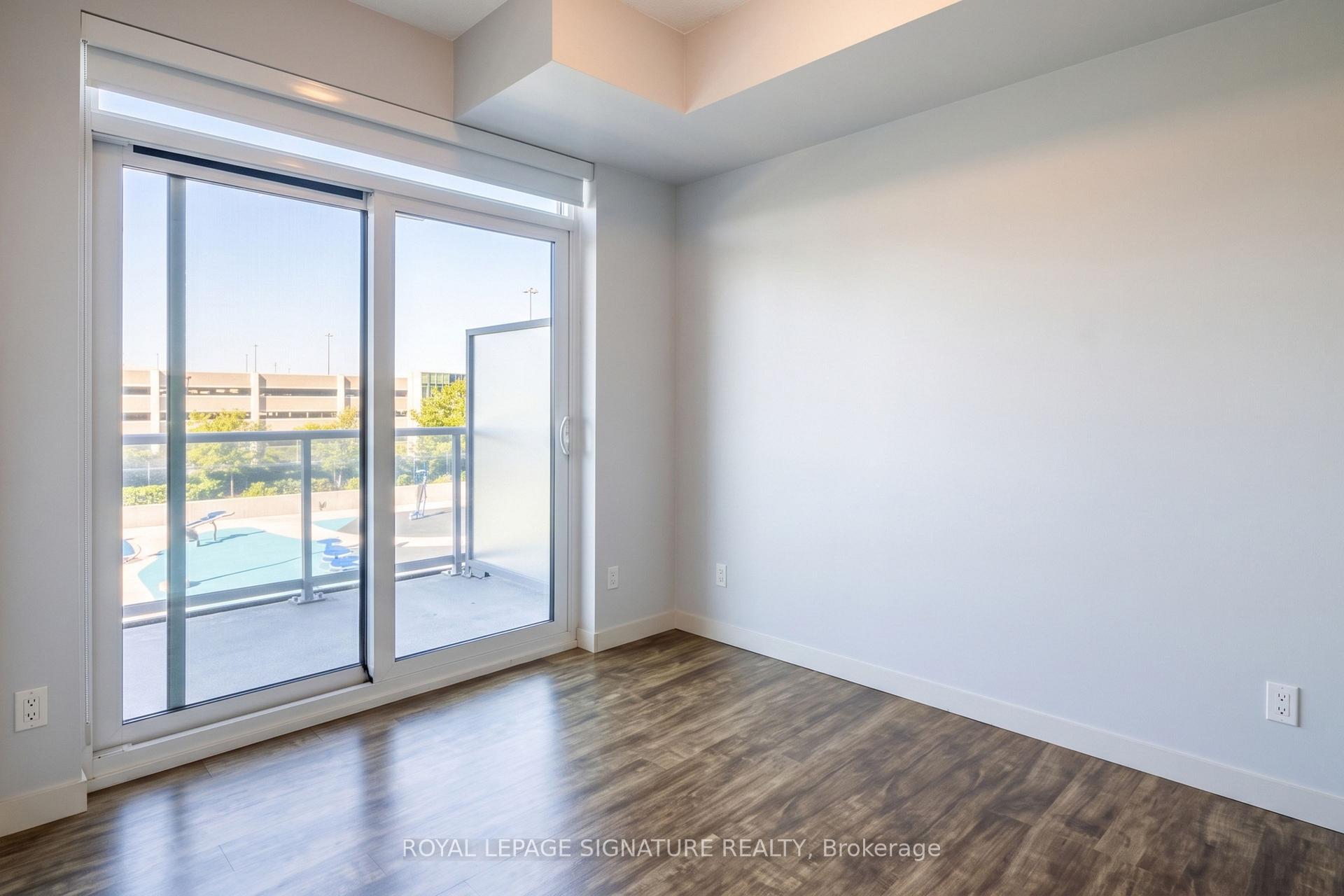 Photo 6 of Unit 505, 2081 Fairview Street, Burlington, Freeman — HOMEH