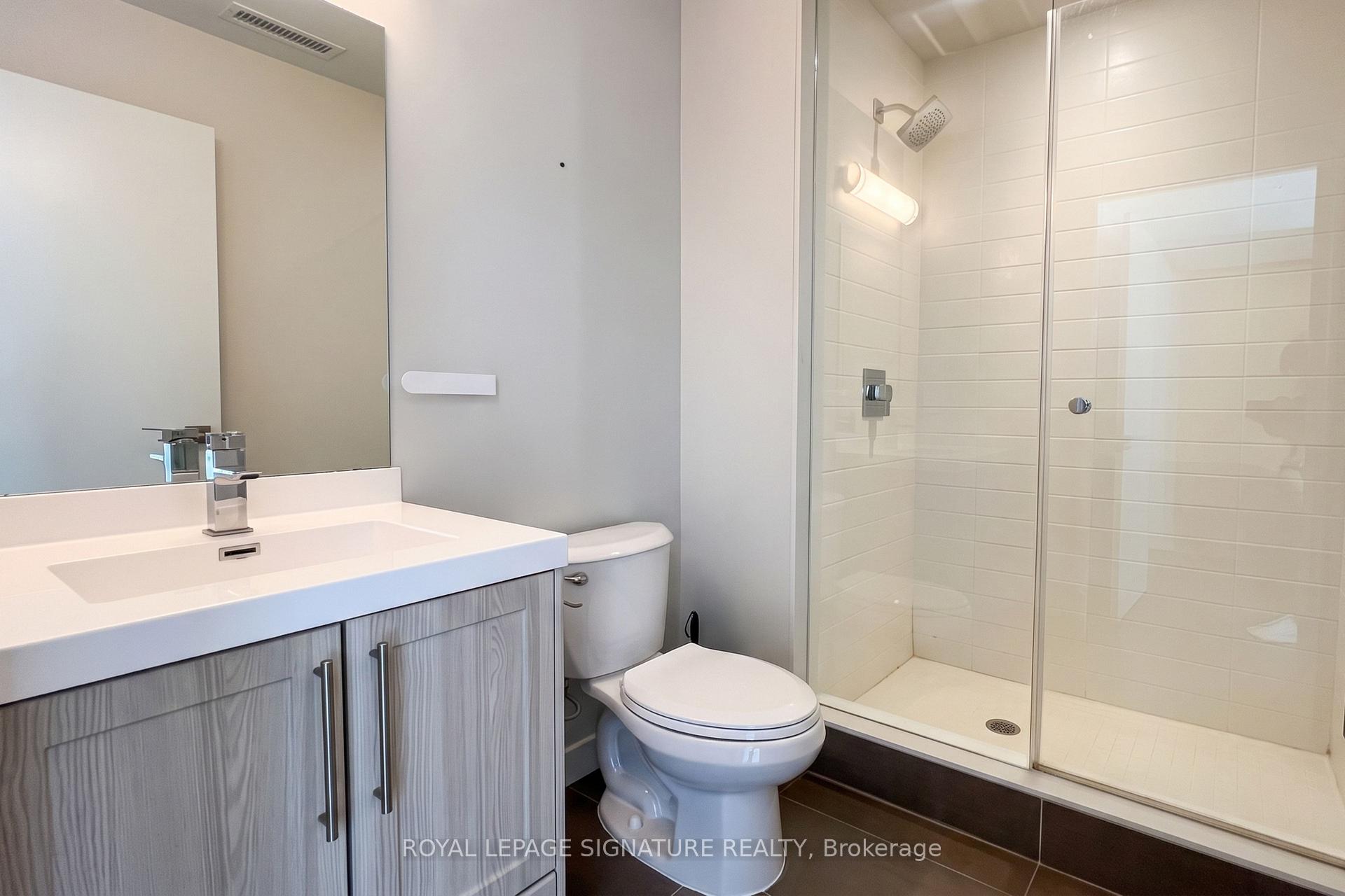 Photo 7 of Unit 505, 2081 Fairview Street, Burlington, Freeman — HOMEH