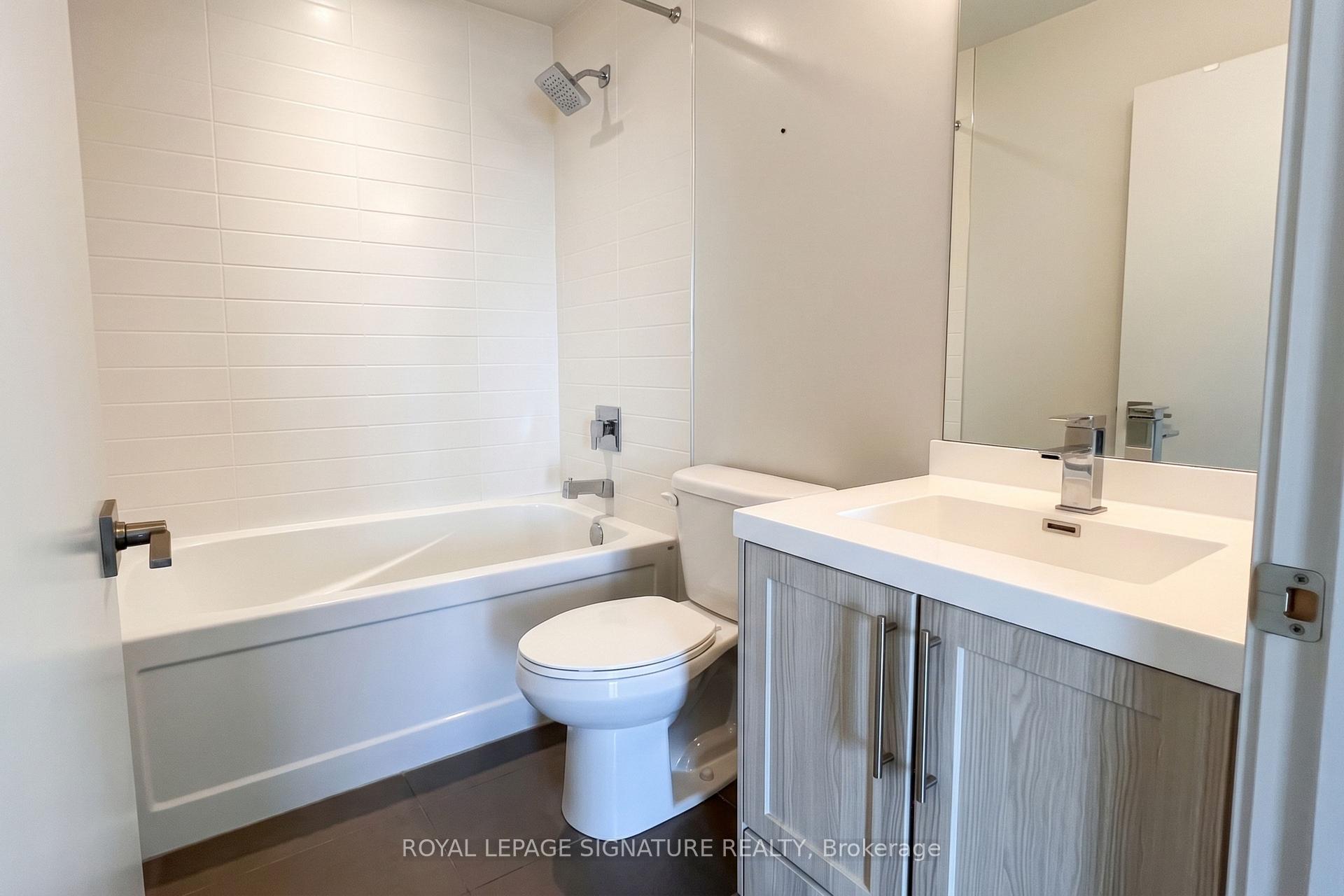 Photo 9 of Unit 505, 2081 Fairview Street, Burlington, Freeman — HOMEH