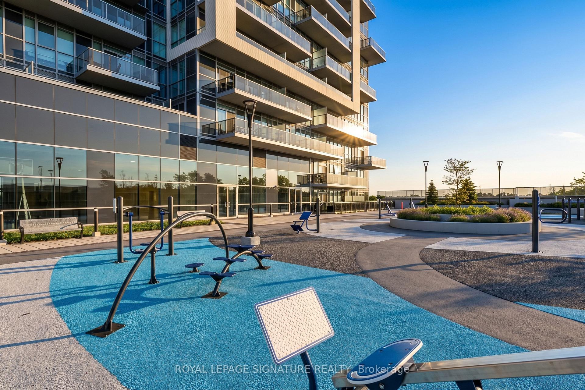 Photo 20 of Unit 505, 2081 Fairview Street, Burlington, Freeman — HOMEH