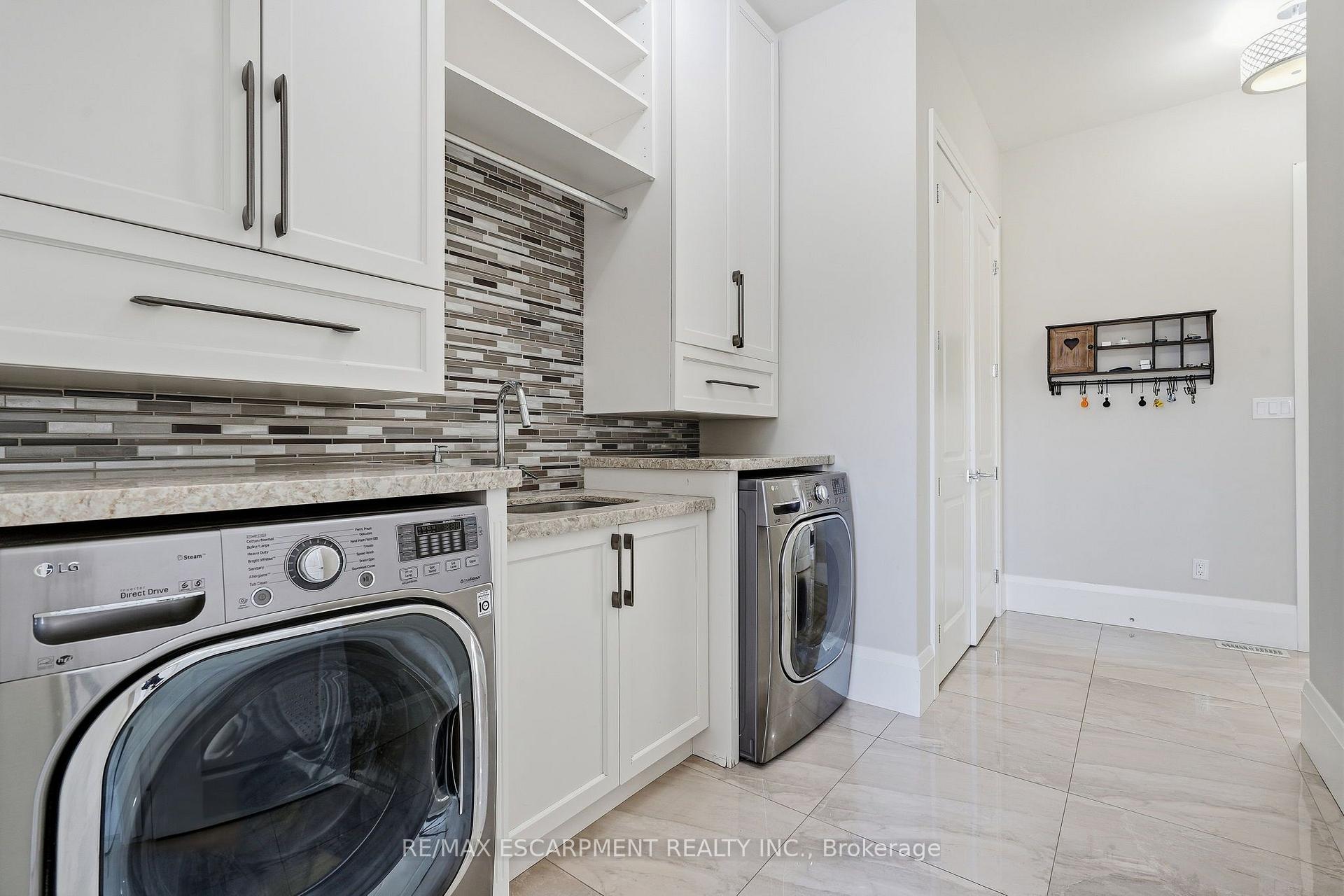 Photo 29 of 47 Tews Lane, Hamilton, Greensville — HOMEH
