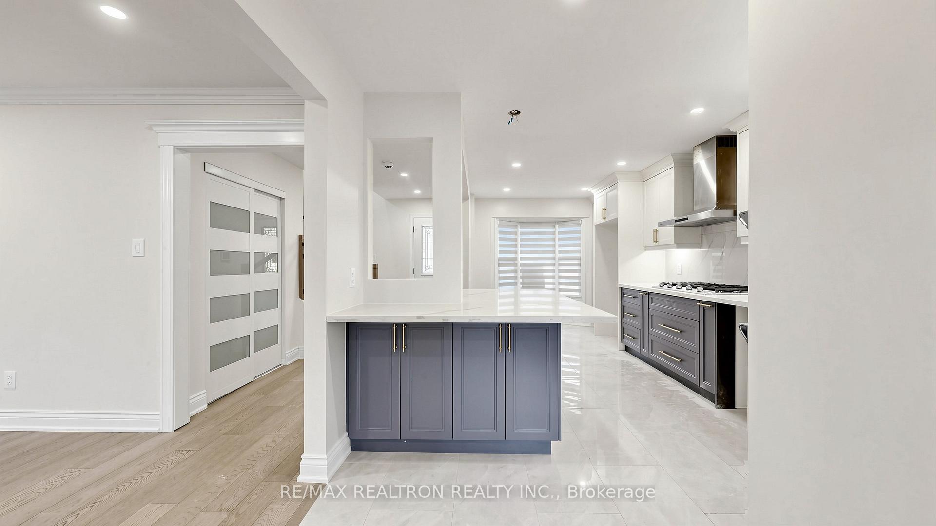 Photo 8 of 72 Halfmoon Square, Scarborough, Highland Creek — HOMEH