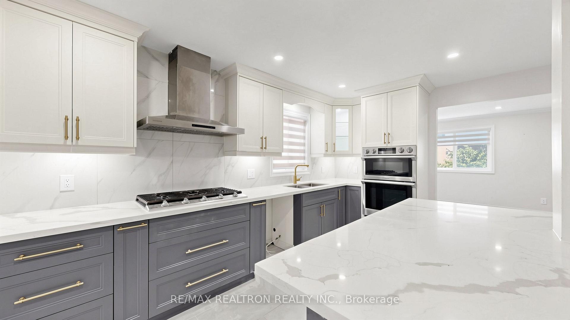 Photo 13 of 72 Halfmoon Square, Scarborough, Highland Creek — HOMEH