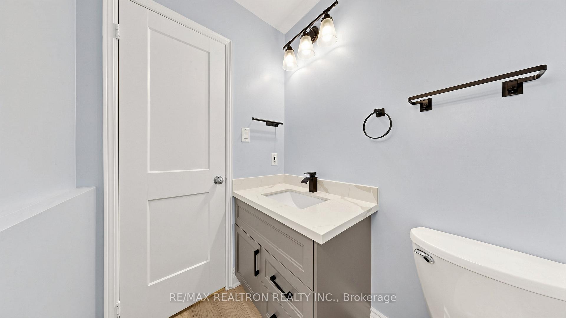 Photo 16 of 72 Halfmoon Square, Scarborough, Highland Creek — HOMEH
