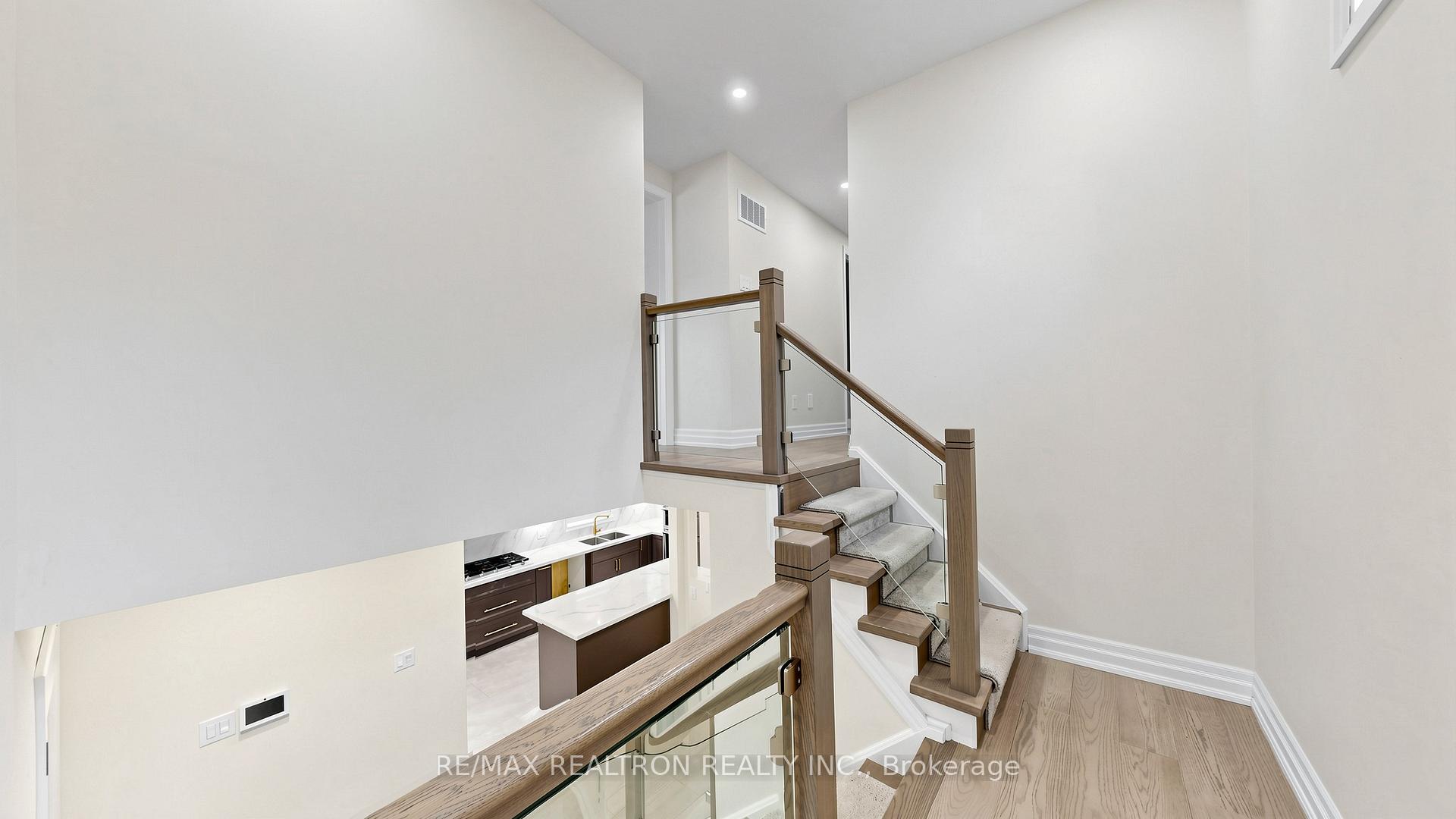 Photo 23 of 72 Halfmoon Square, Scarborough, Highland Creek — HOMEH