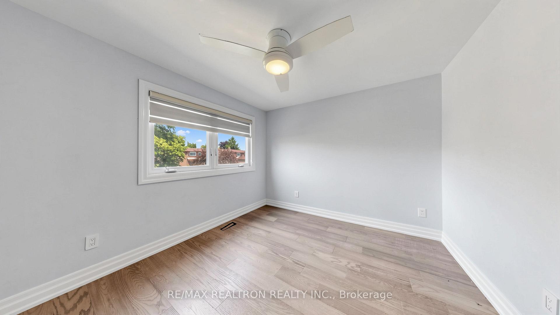 Photo 30 of 72 Halfmoon Square, Scarborough, Highland Creek — HOMEH