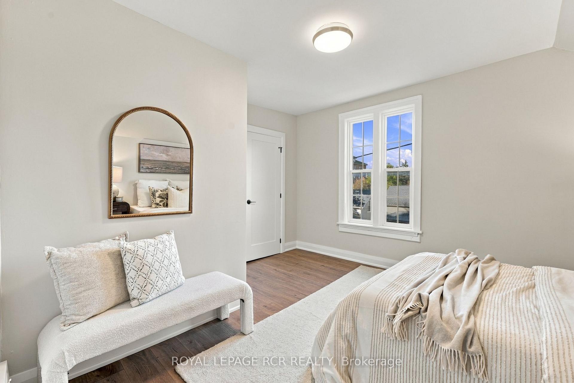 Photo 18 of 35 Metcalfe Street, Aurora, Aurora Village — HOMEH