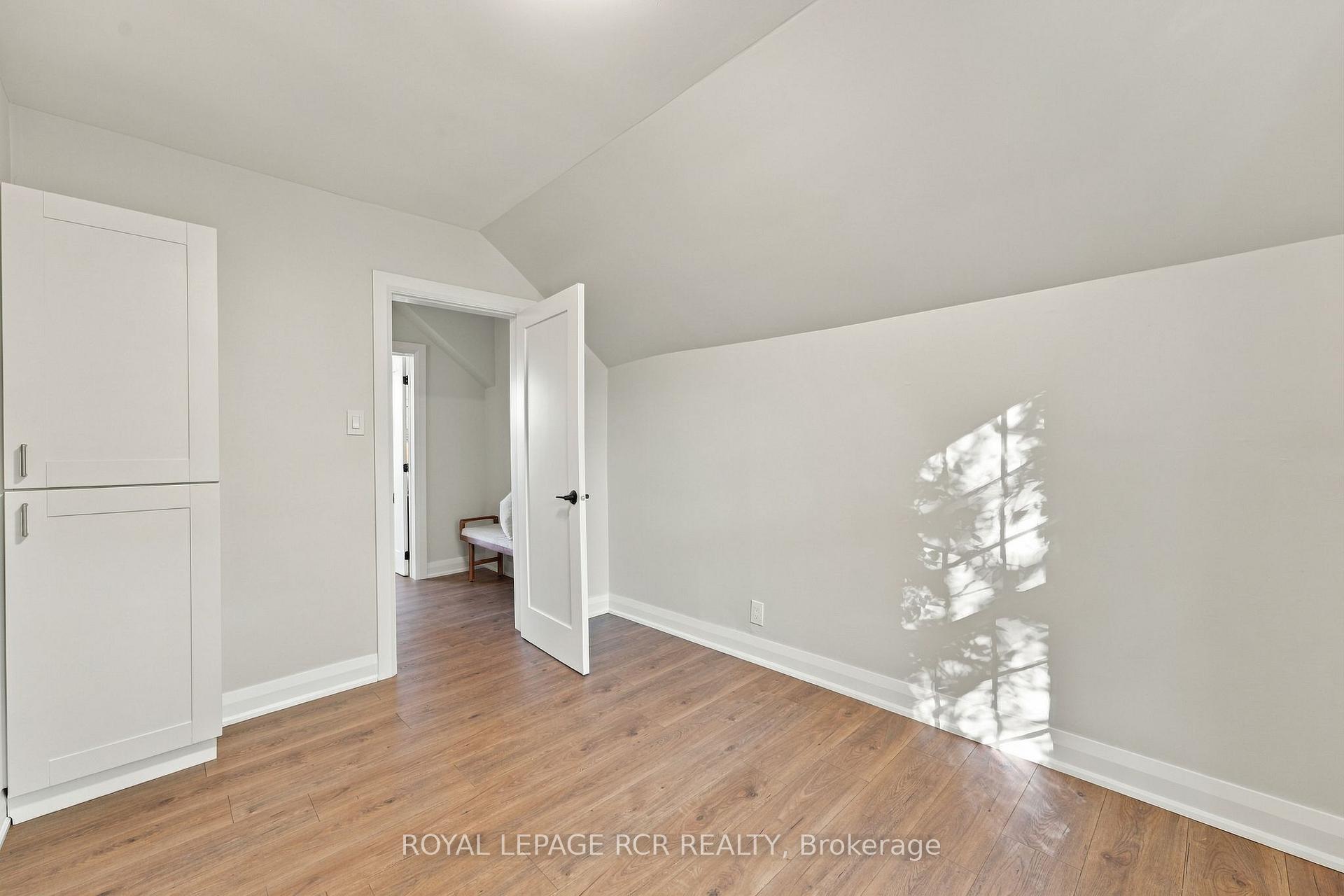 Photo 26 of 35 Metcalfe Street, Aurora, Aurora Village — HOMEH