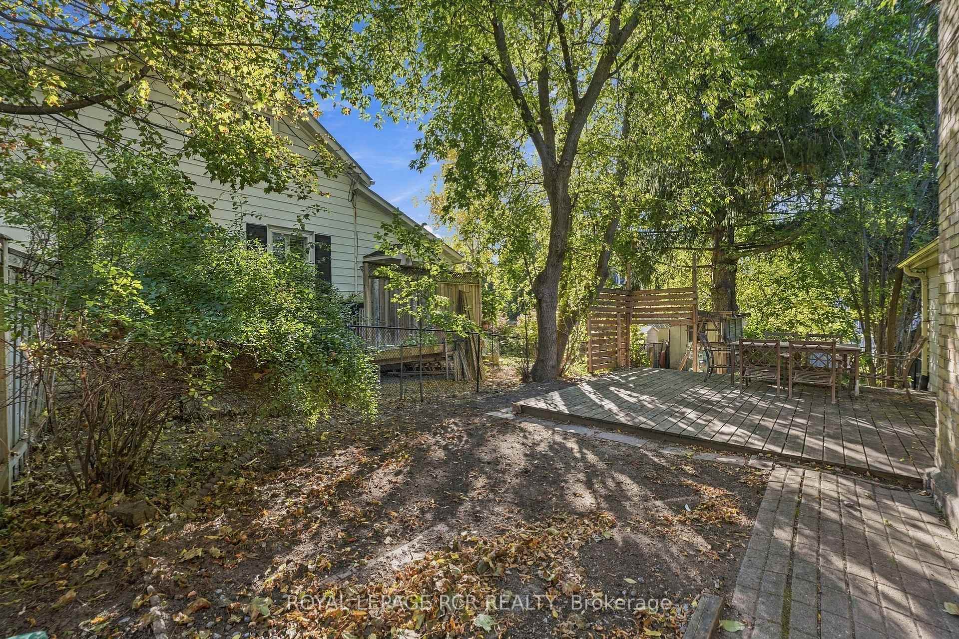 Photo 28 of 35 Metcalfe Street, Aurora, Aurora Village — HOMEH