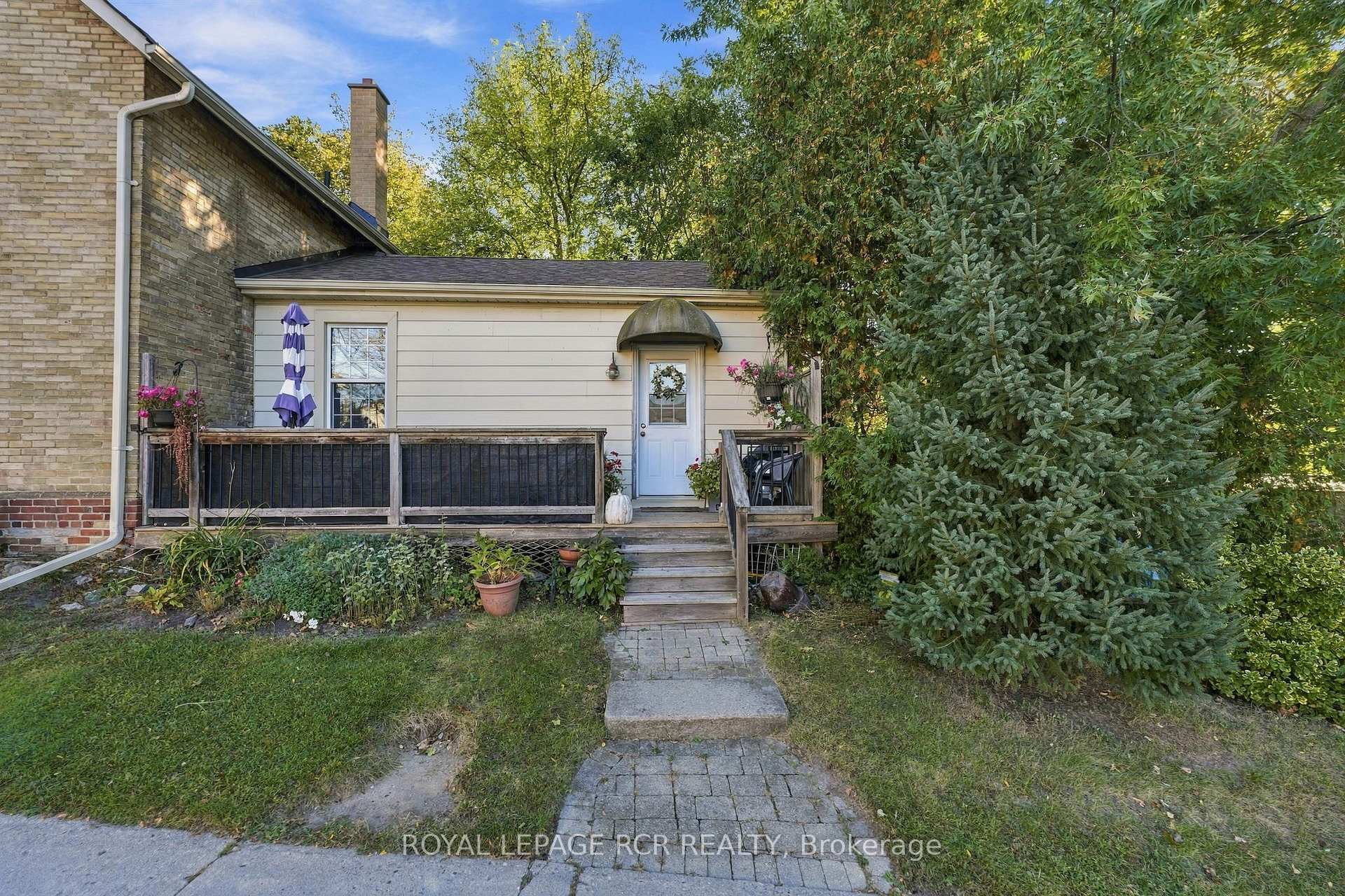 Photo 32 of 35 Metcalfe Street, Aurora, Aurora Village — HOMEH